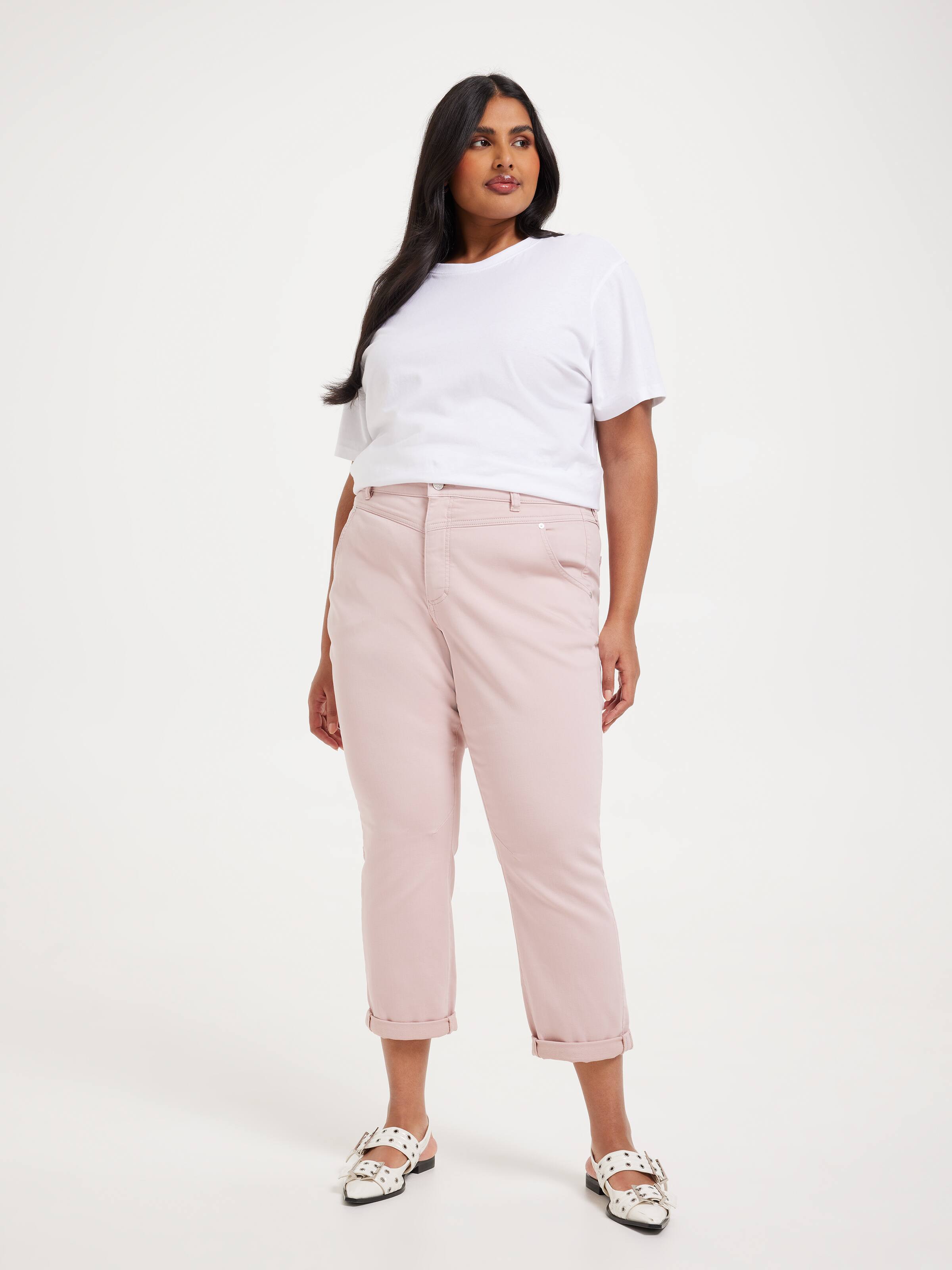 Curve Amaze Yoke Front Boyfriend Jean