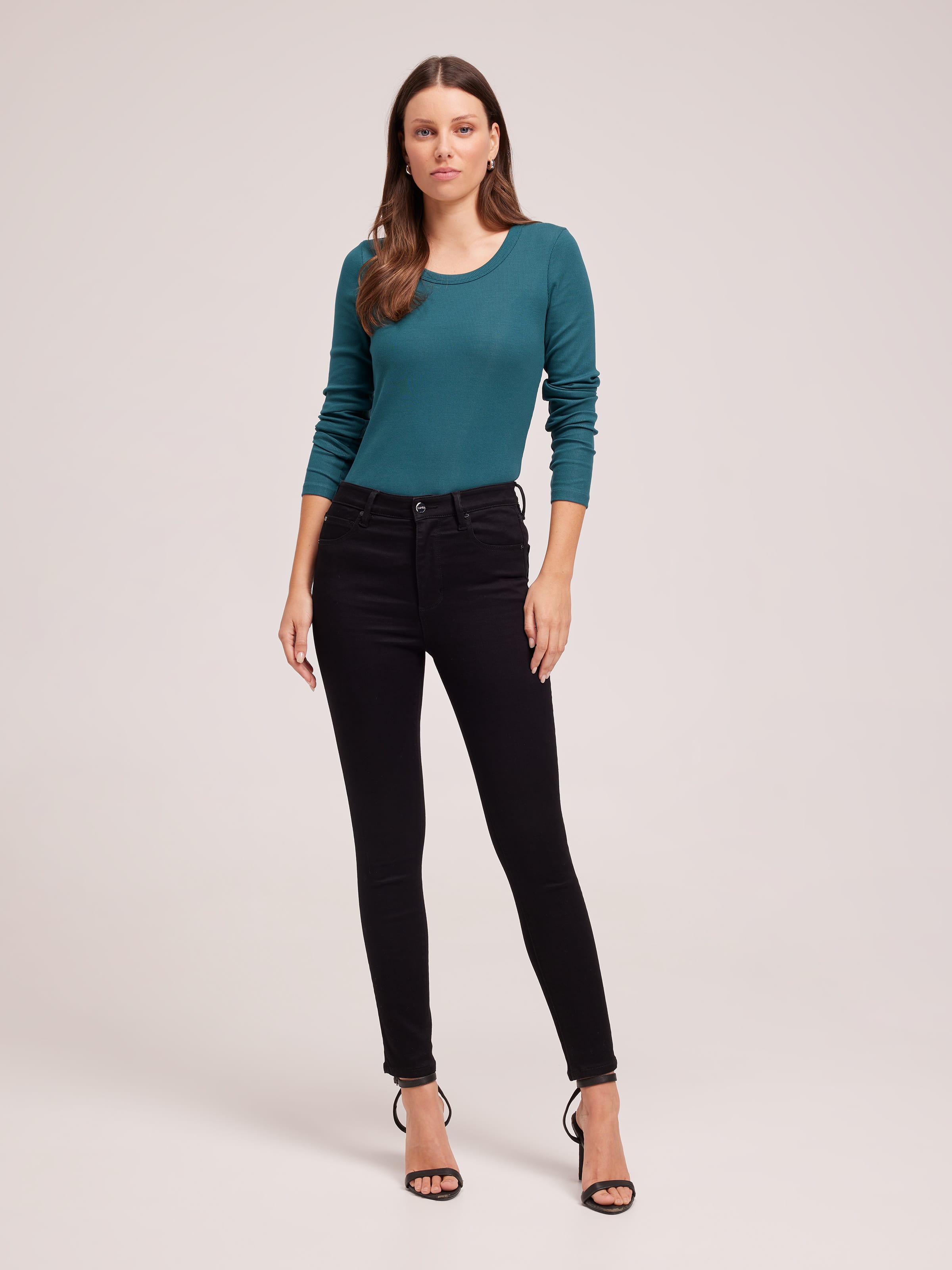 Plus 10 High-Rise Skinny Jeans in Black Frost