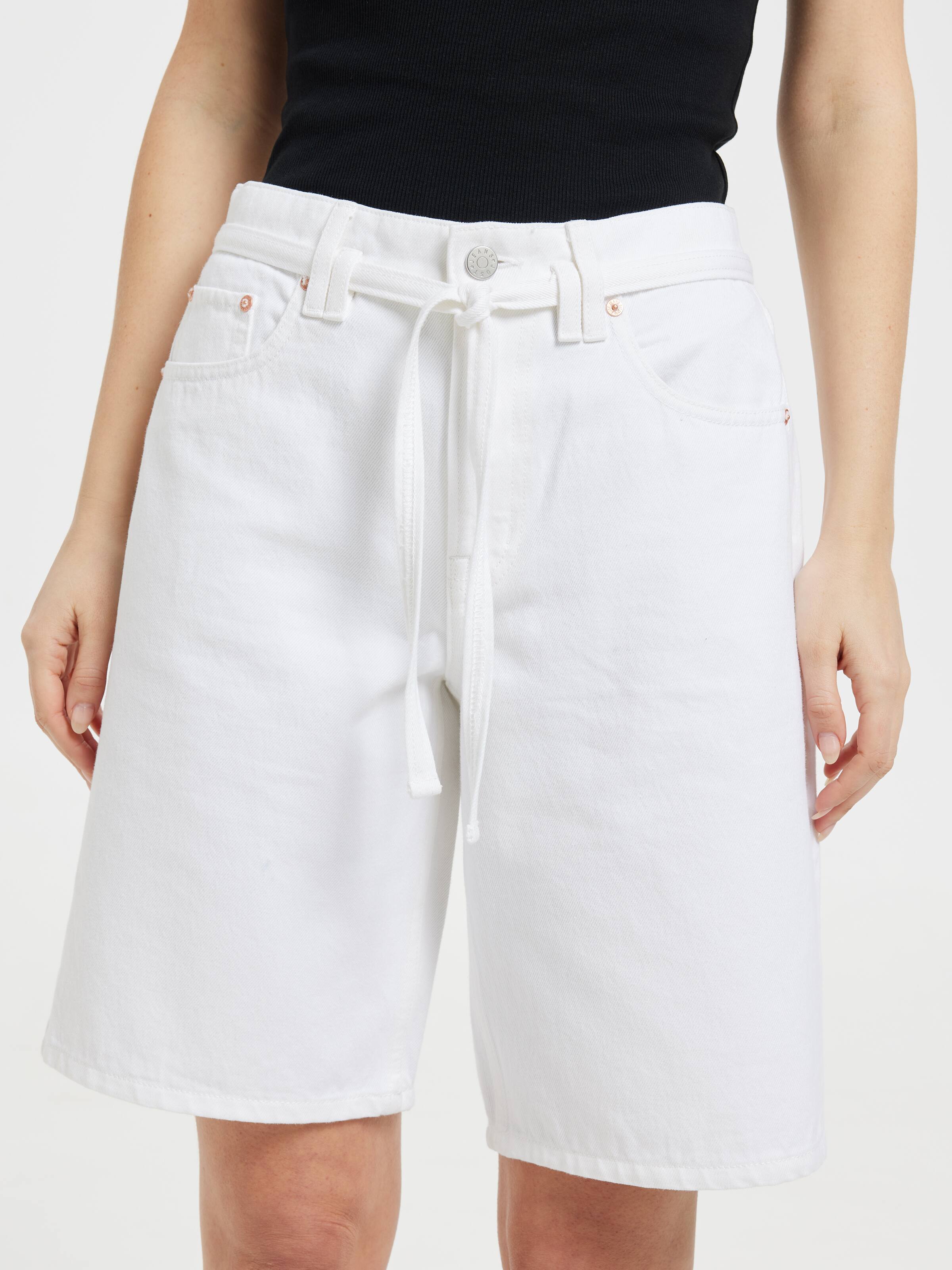 Originals Mid Rise Belted Bermuda Short