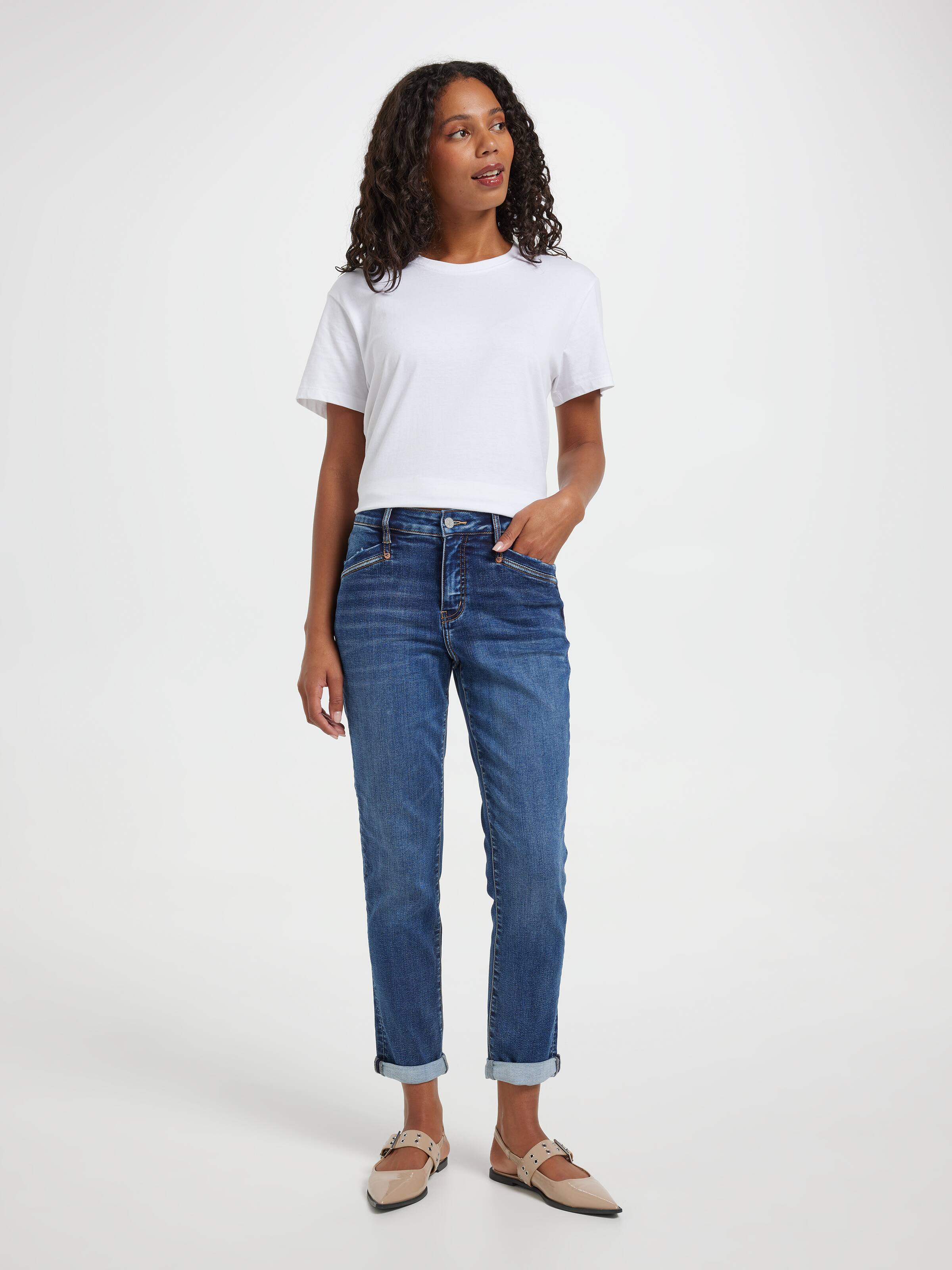 Amaze High Rise Boyfriend Jean