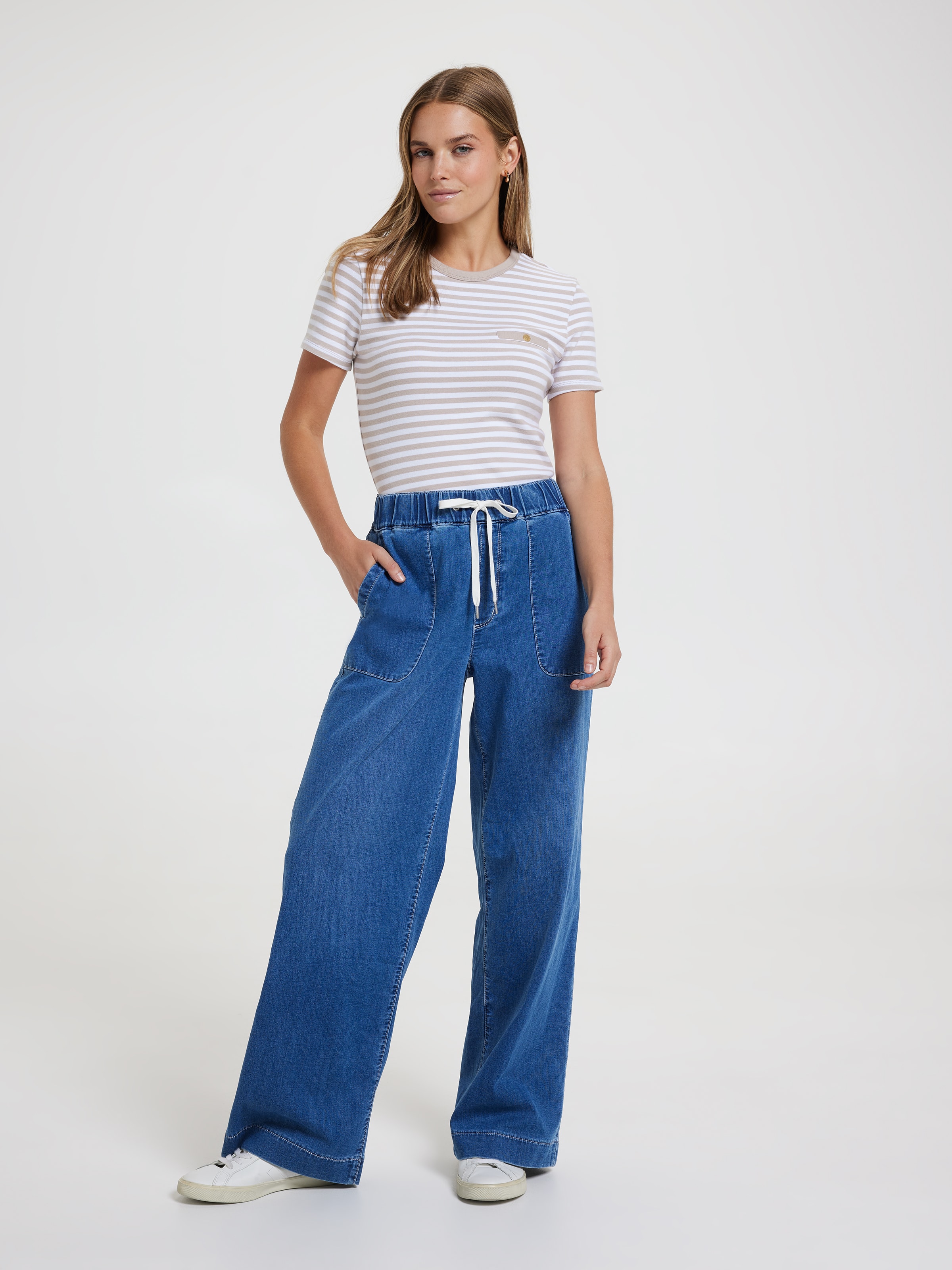 Amaze Wide Jog Pant