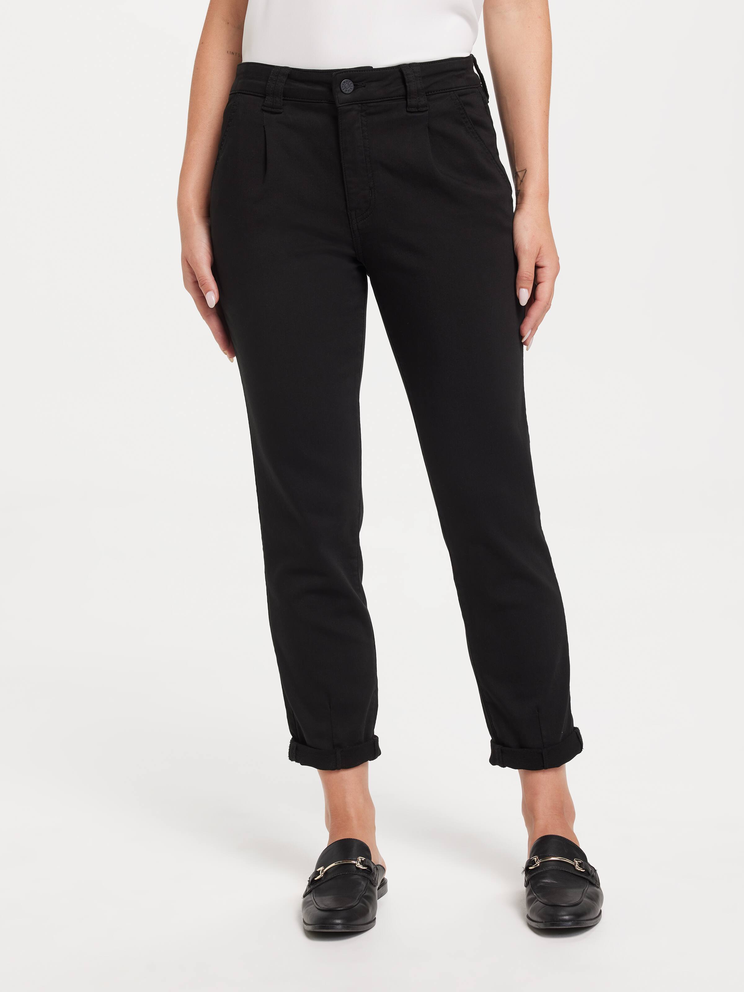 Amaze Pleat Front Chino