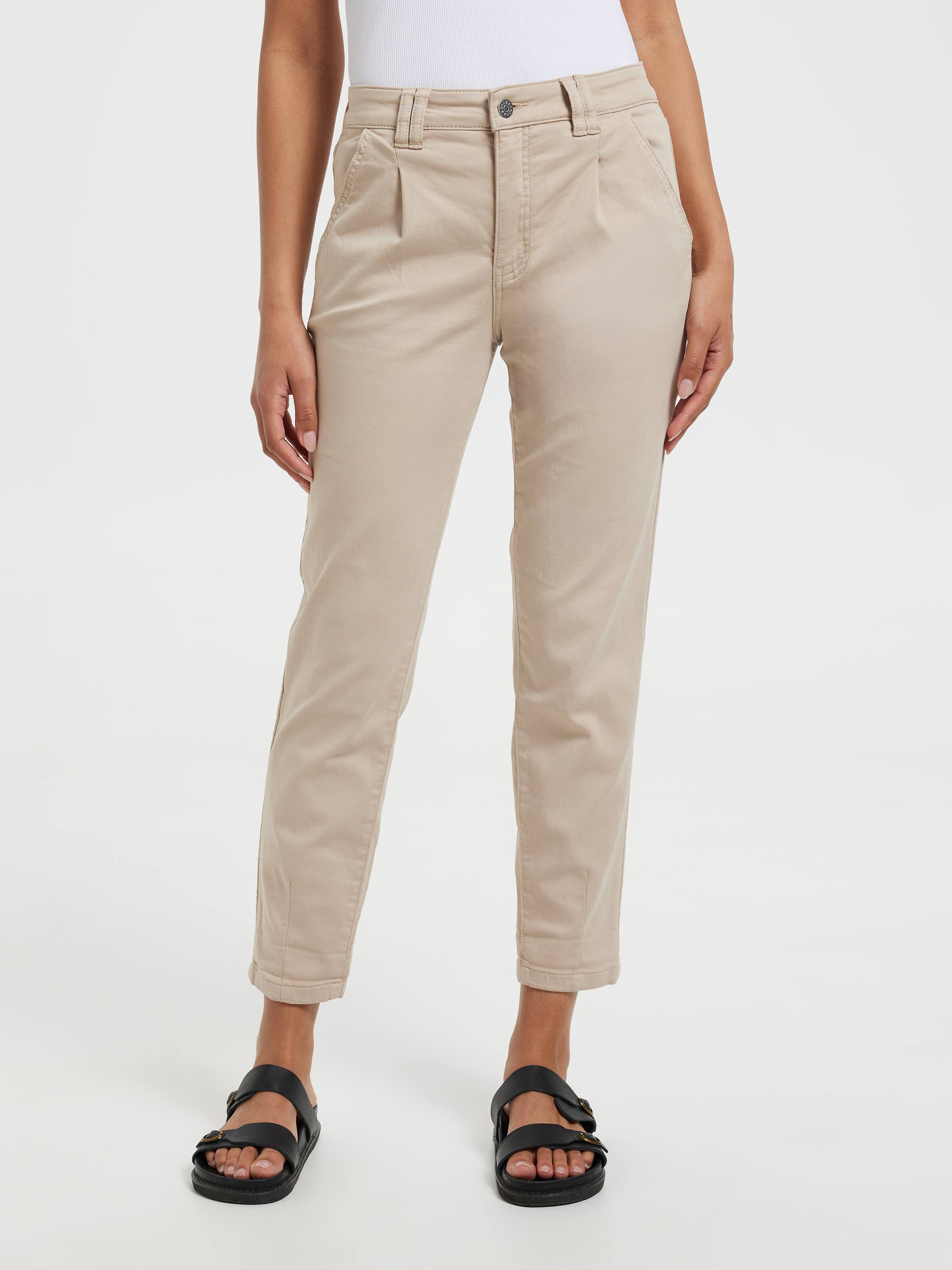 Amaze Pleat Front Chino