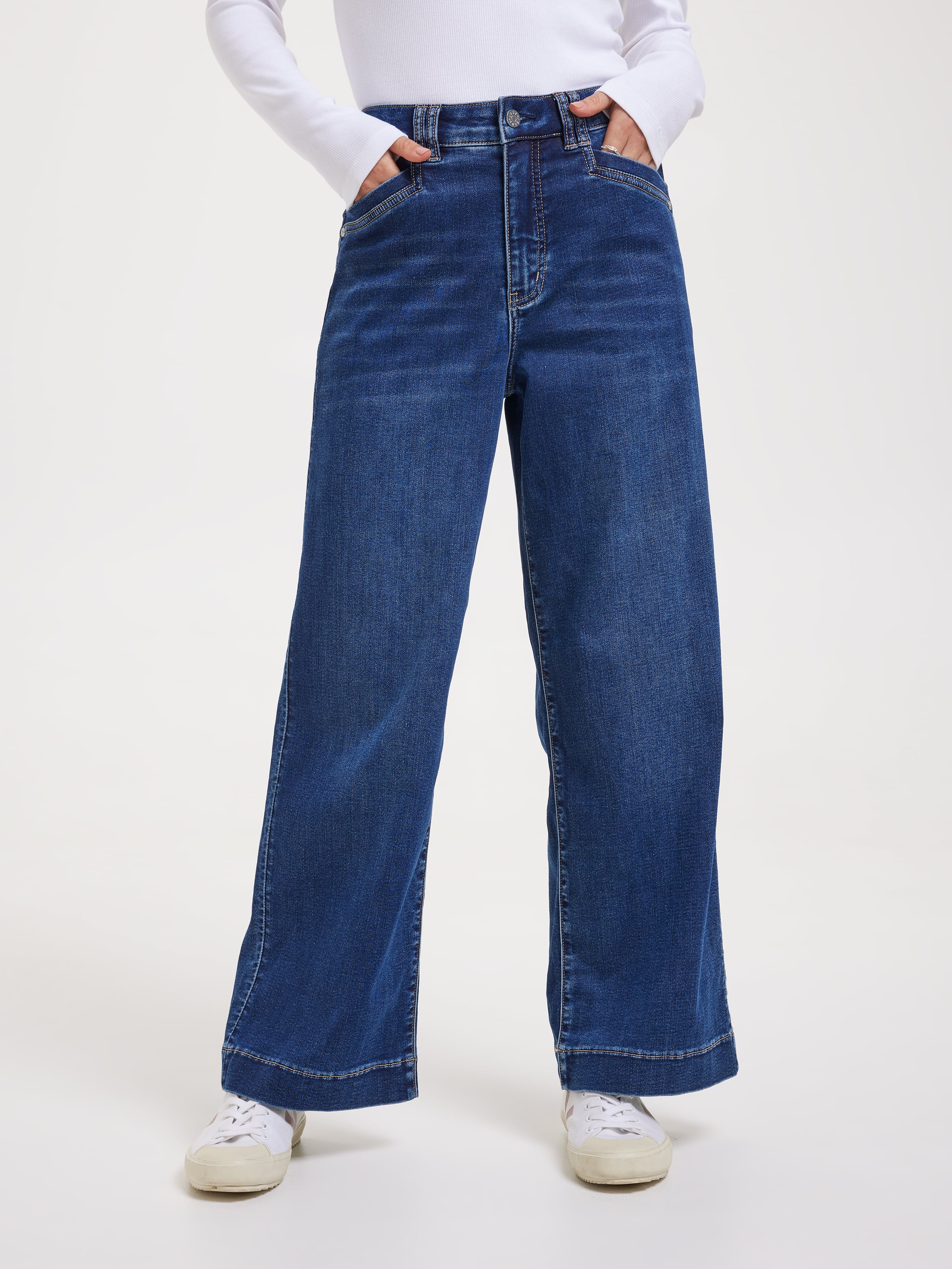 Amaze High Rise Wide Leg Ankle Jean