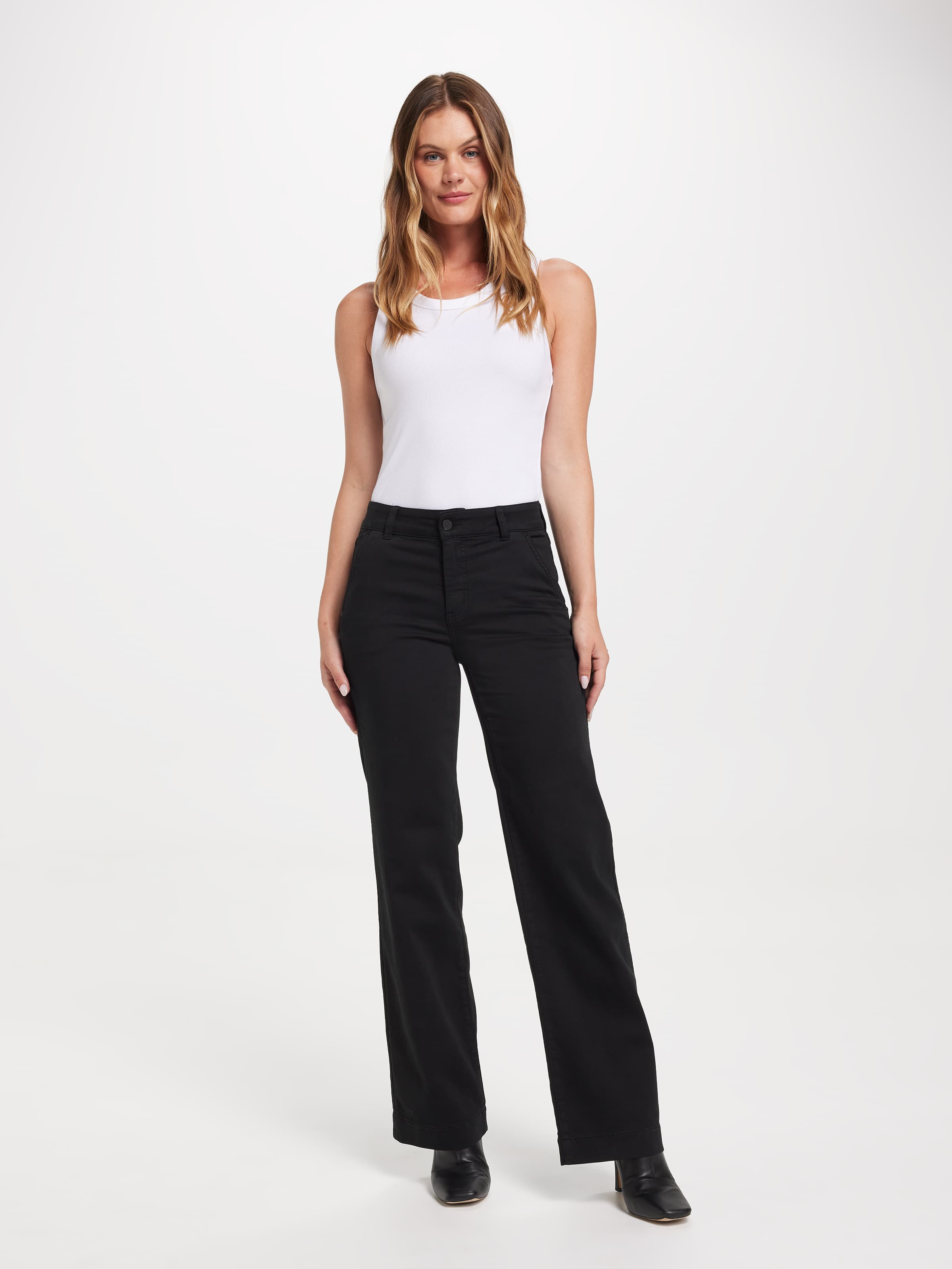 Amaze High Rise Wide Leg Jean