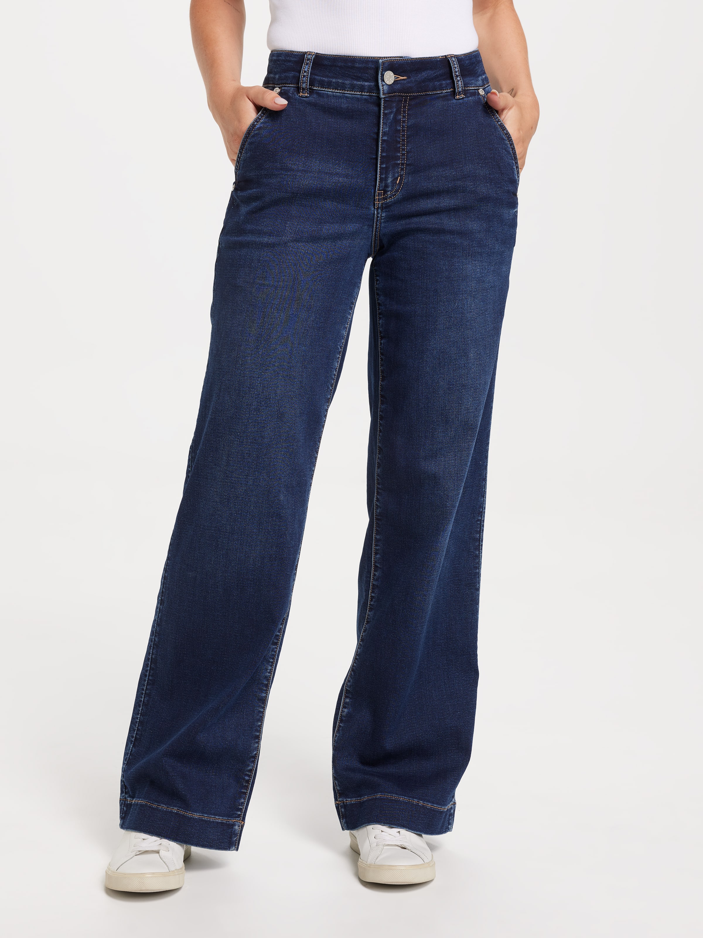 Amaze High Rise Wide Leg Jean