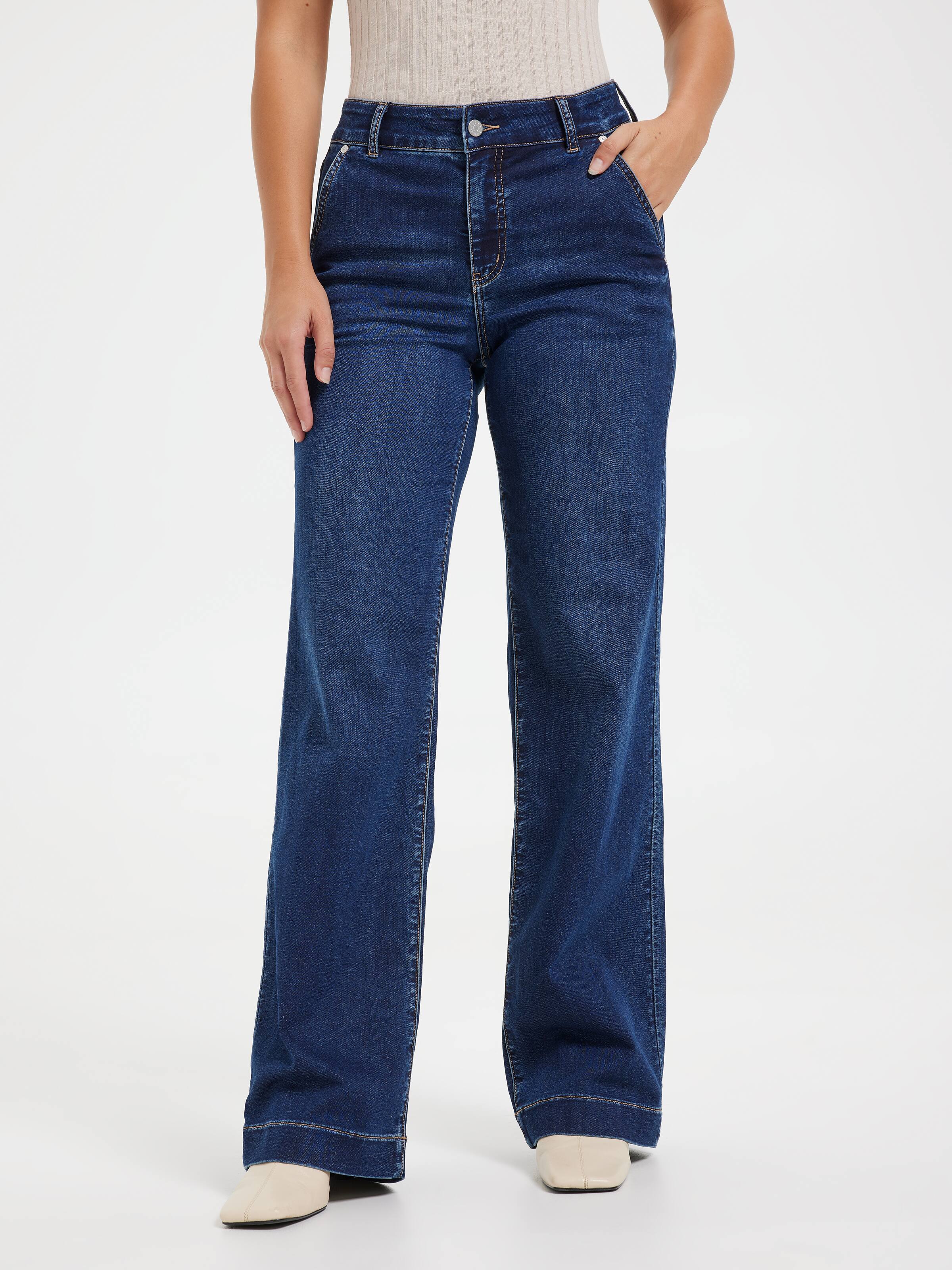 Amaze High Rise Wide Leg Jean