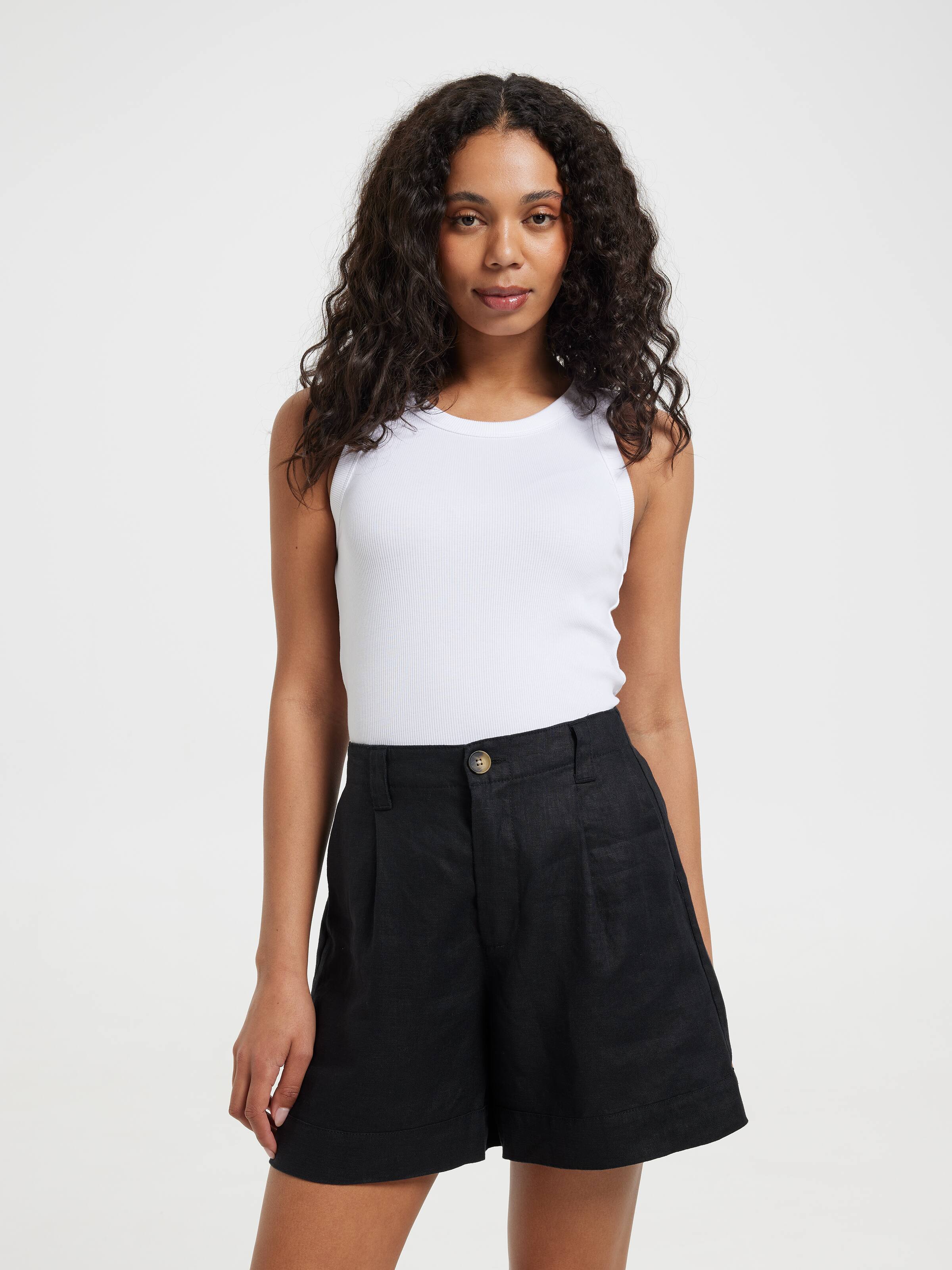 Linen Double Pleat Front Short