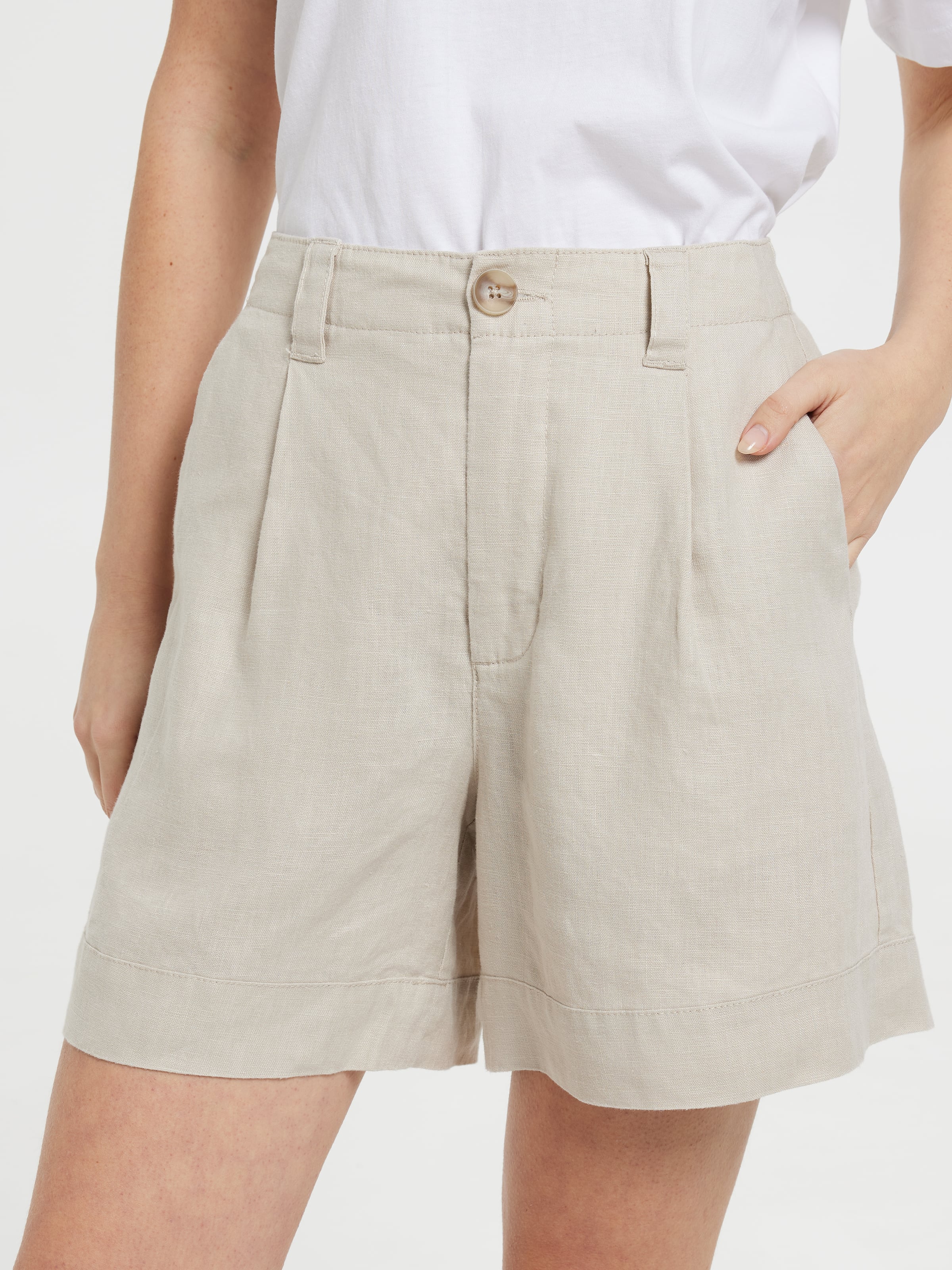 Linen Double Pleat Front Short