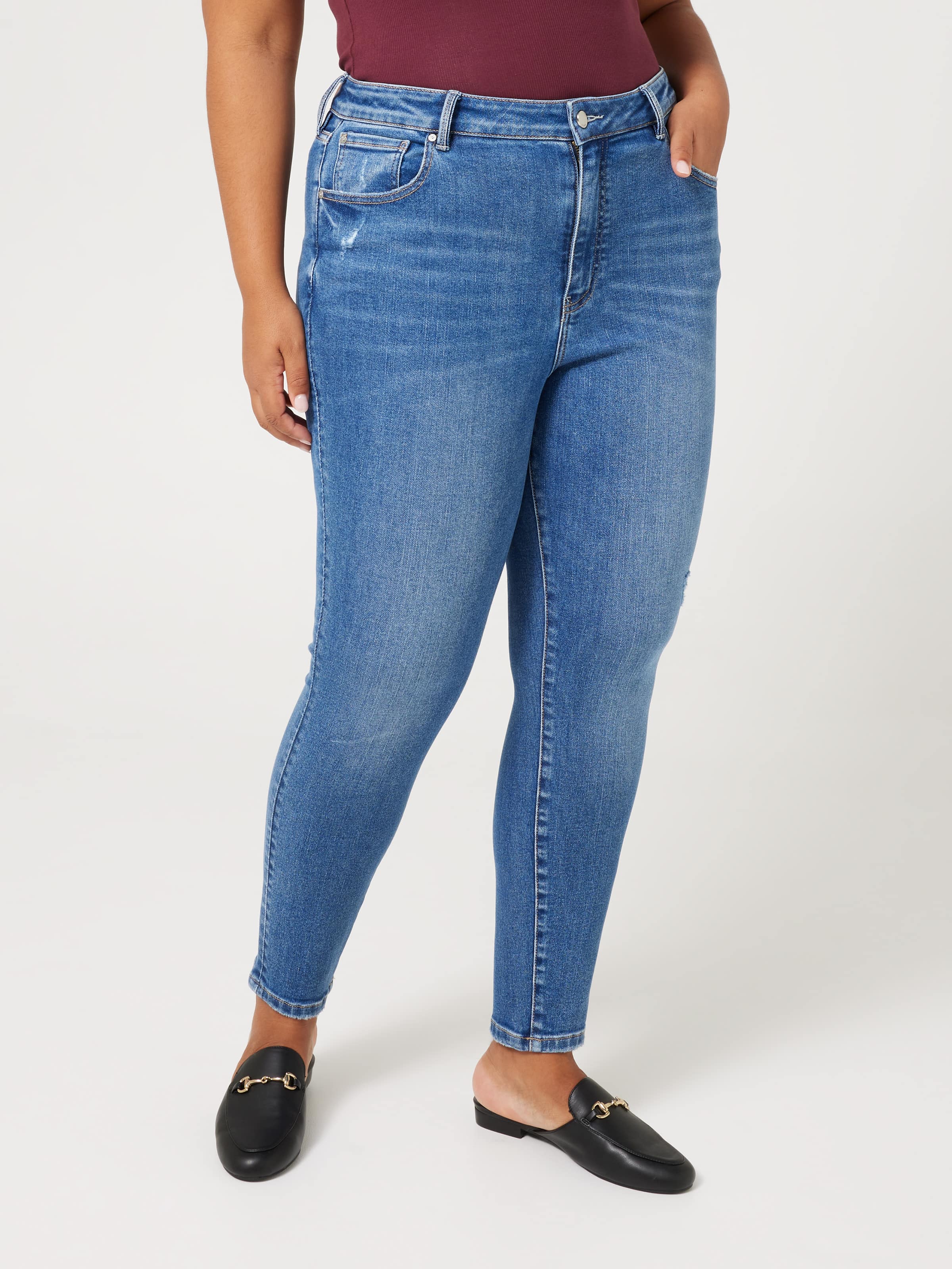 Curve Super Vintage High Rise Skinny Ankle Jean