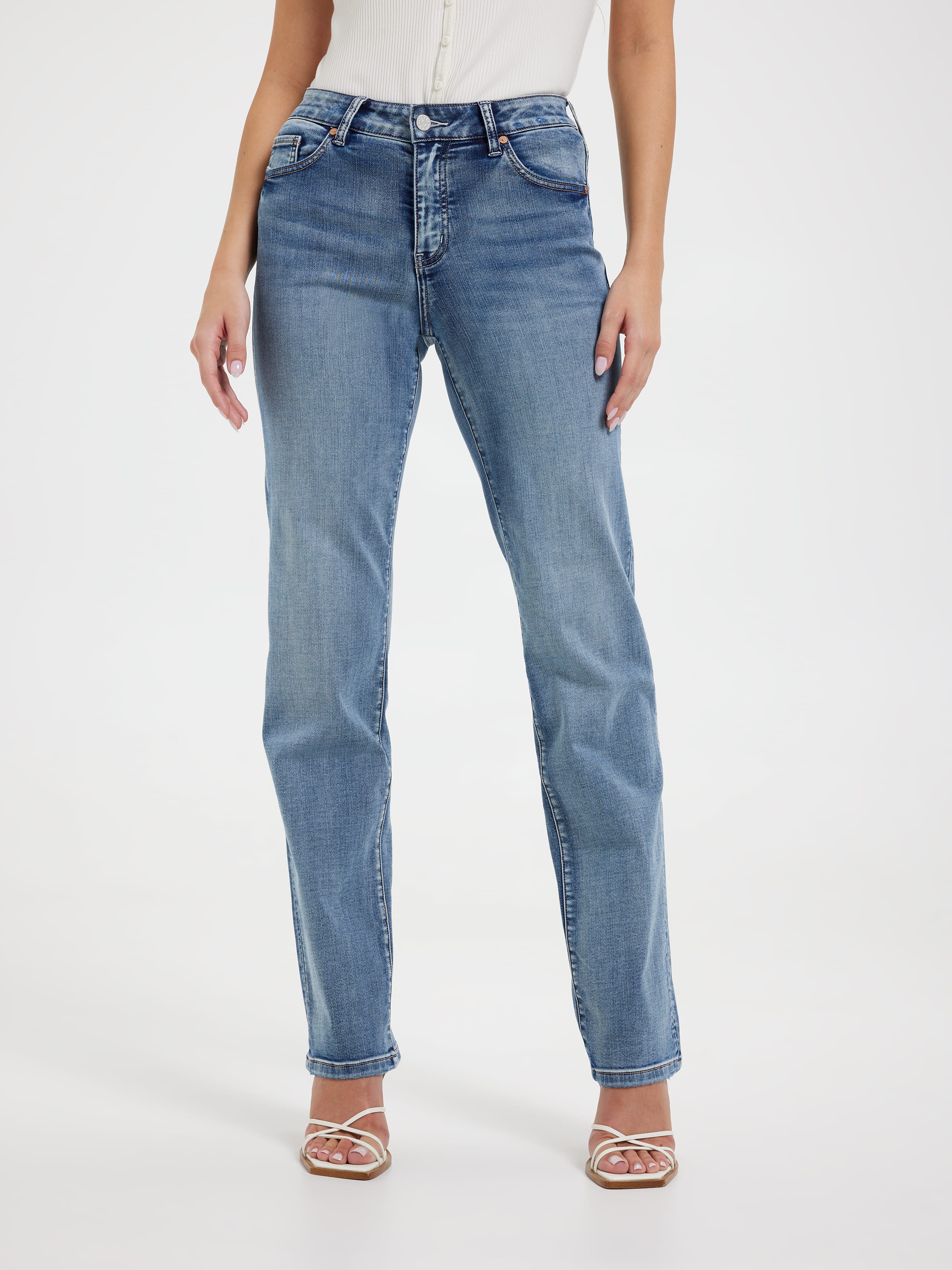Amaze Mid Rise Straight Jean In Full Length