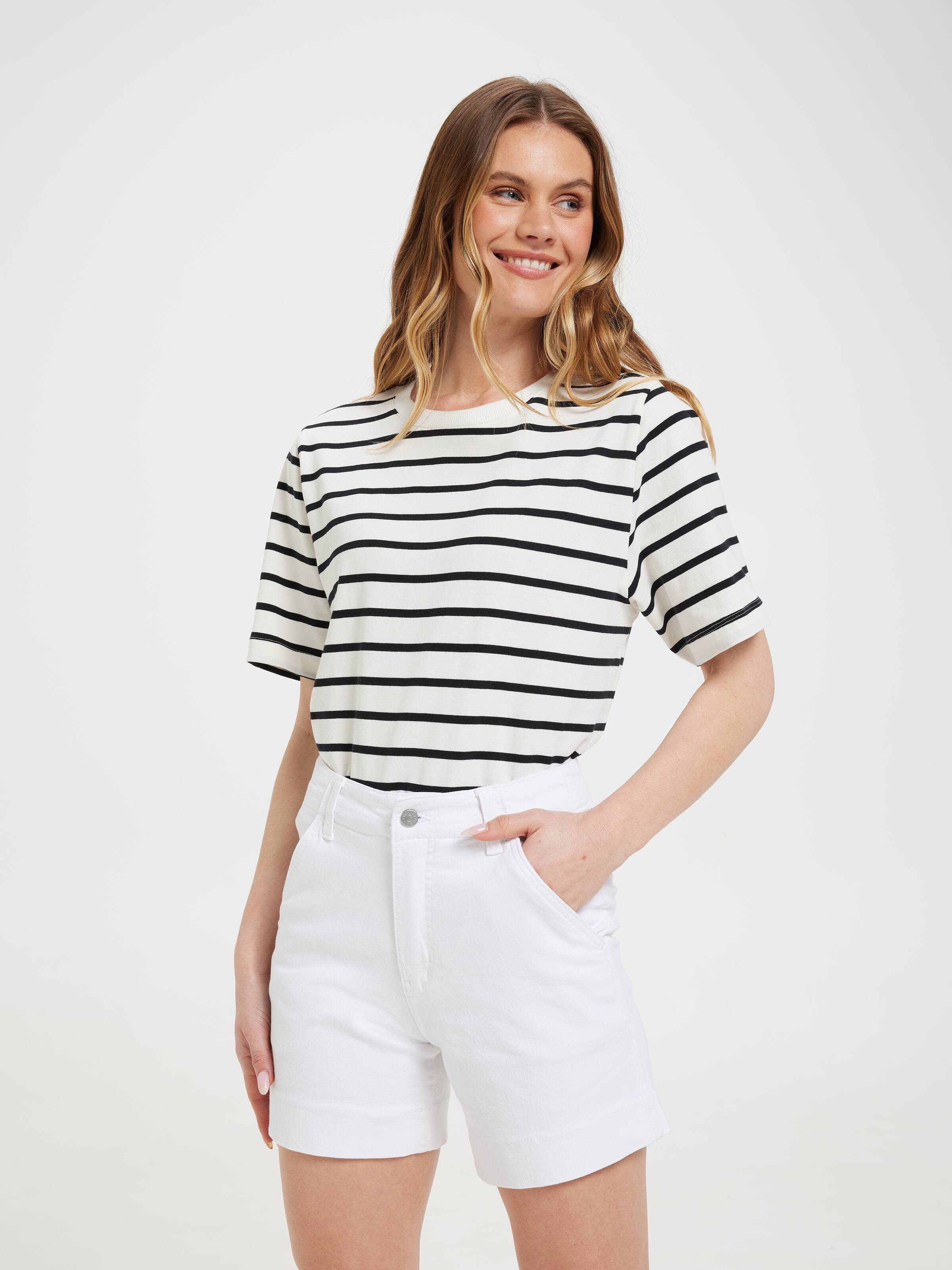 Originals High Rise Tailored Bermuda Short