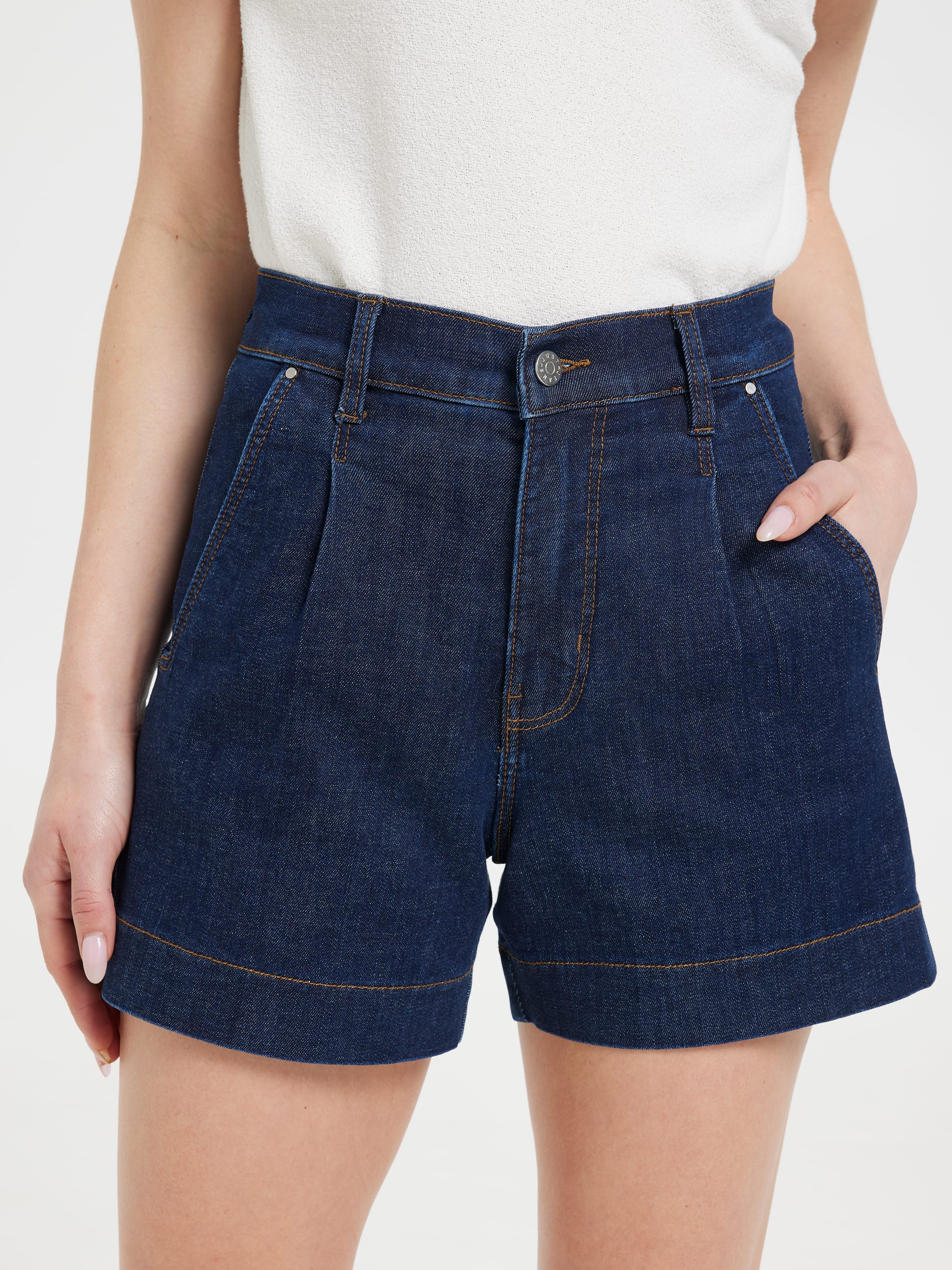 Originals High Rise Pleat Front Short