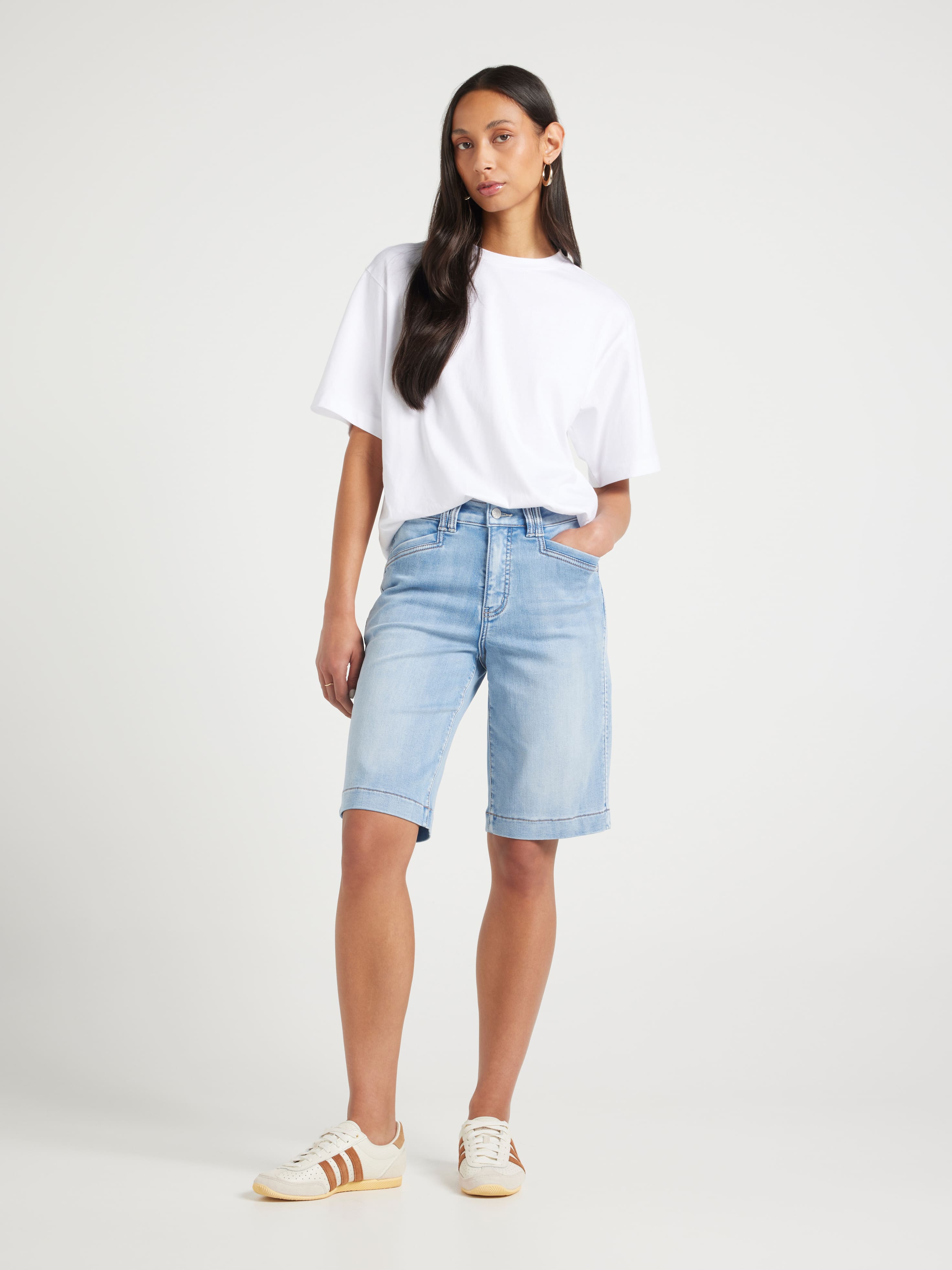 Amaze Long Bermuda Short