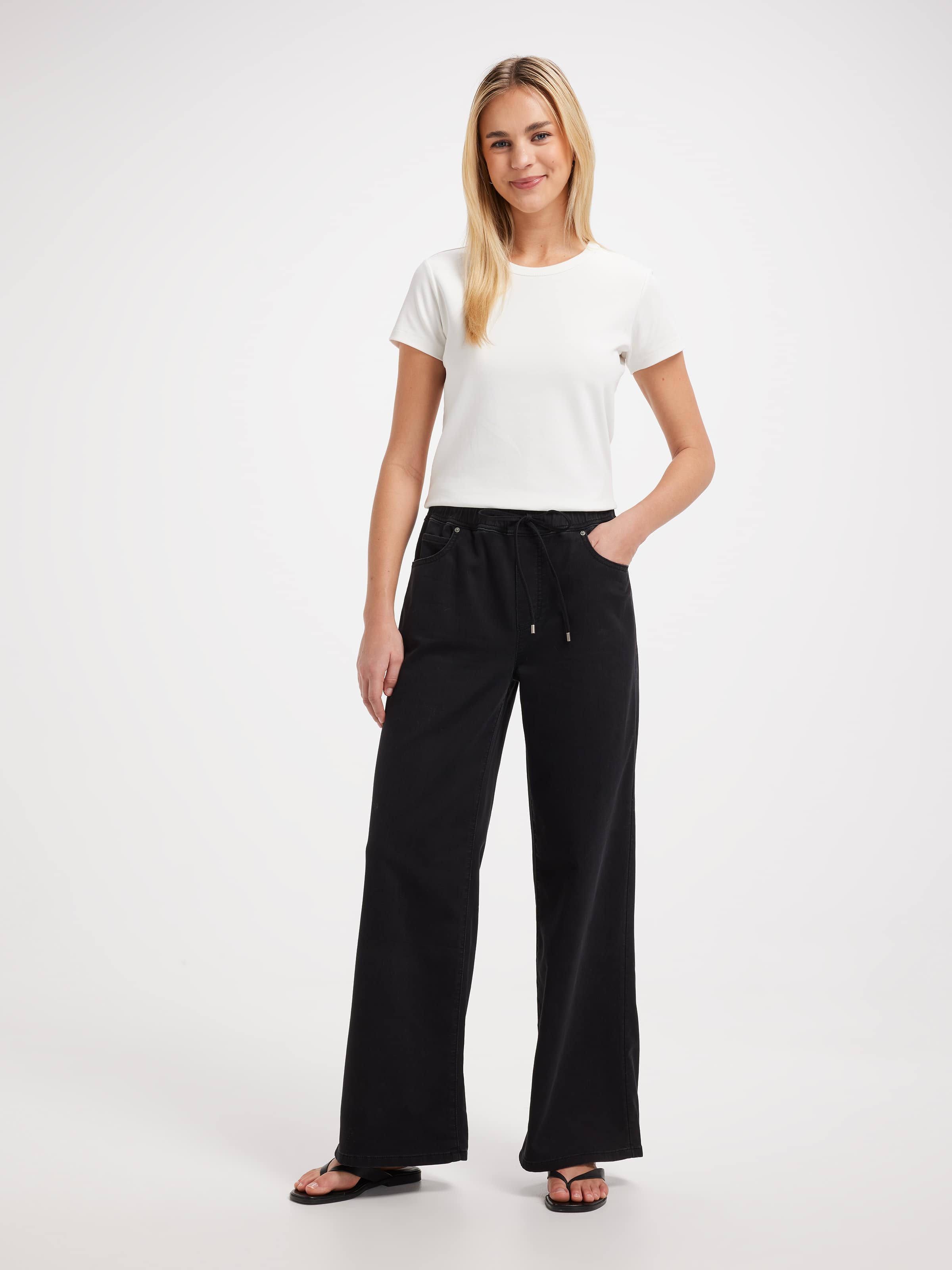 Almost Gone Just Jeans Amaze Wide Leg Jogger