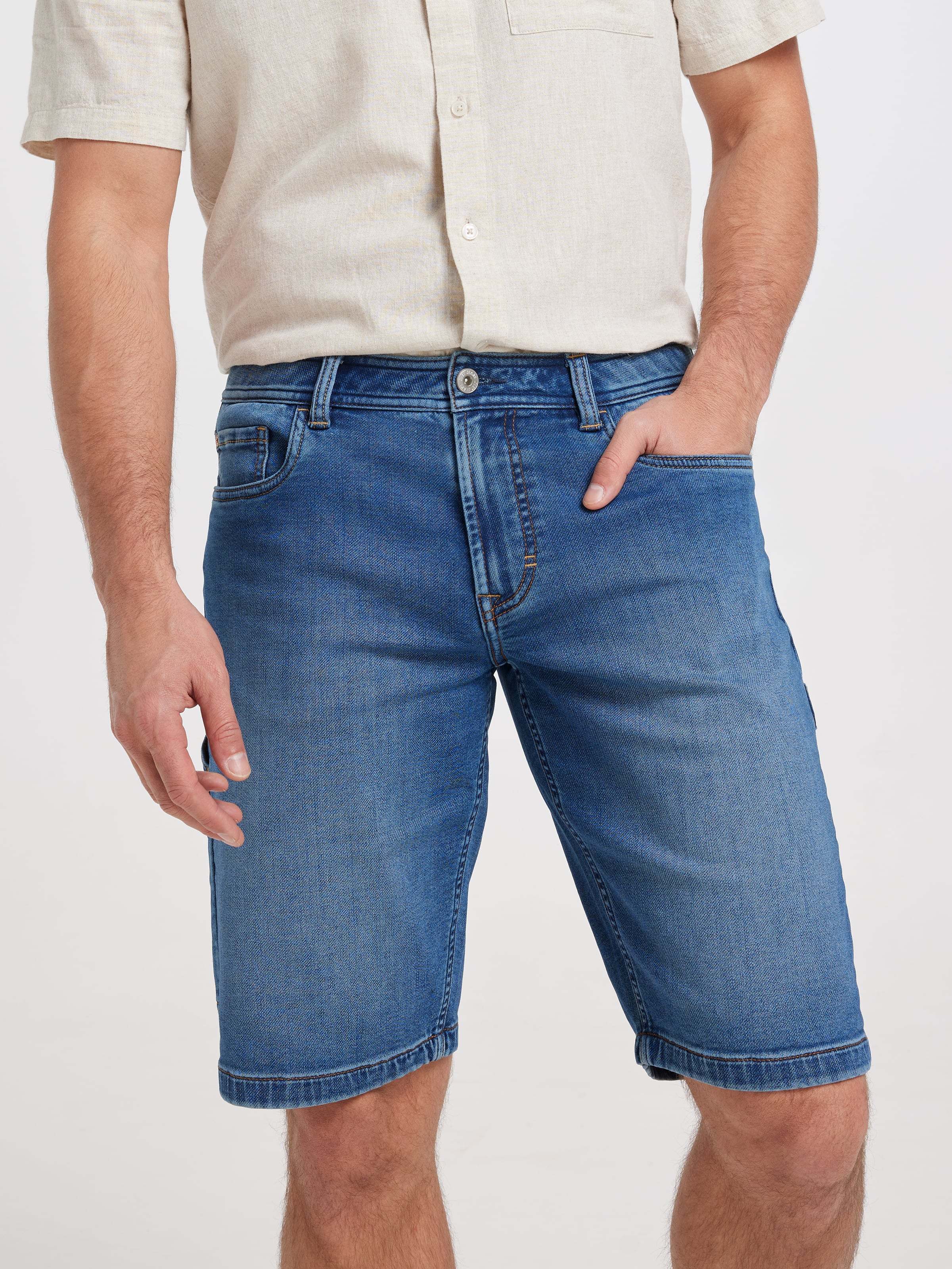 Mega Flex Regular Short
