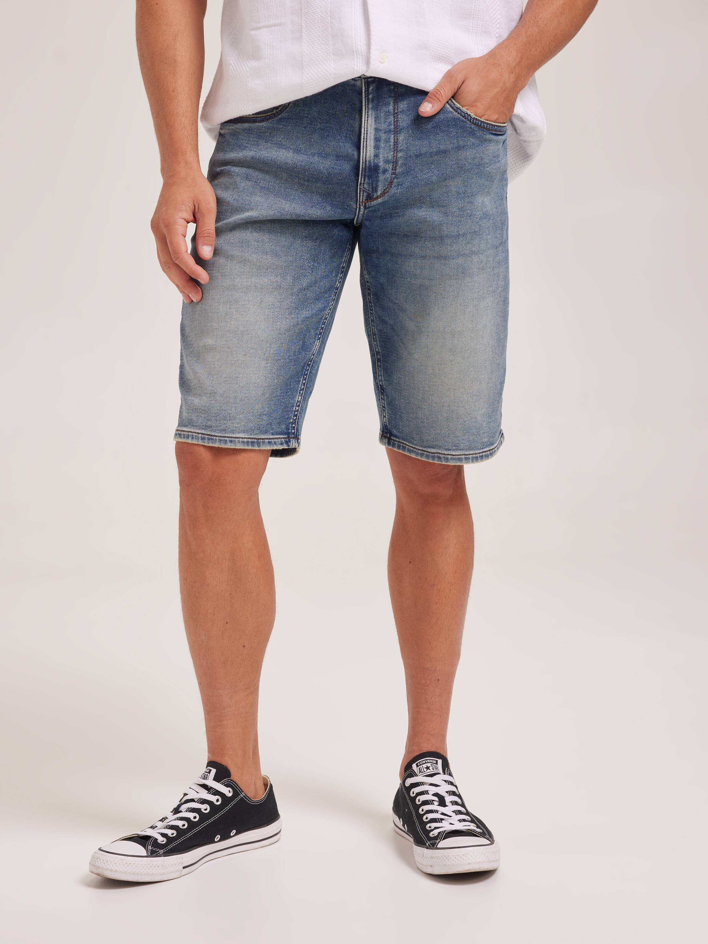 Mega Flex Regular Short