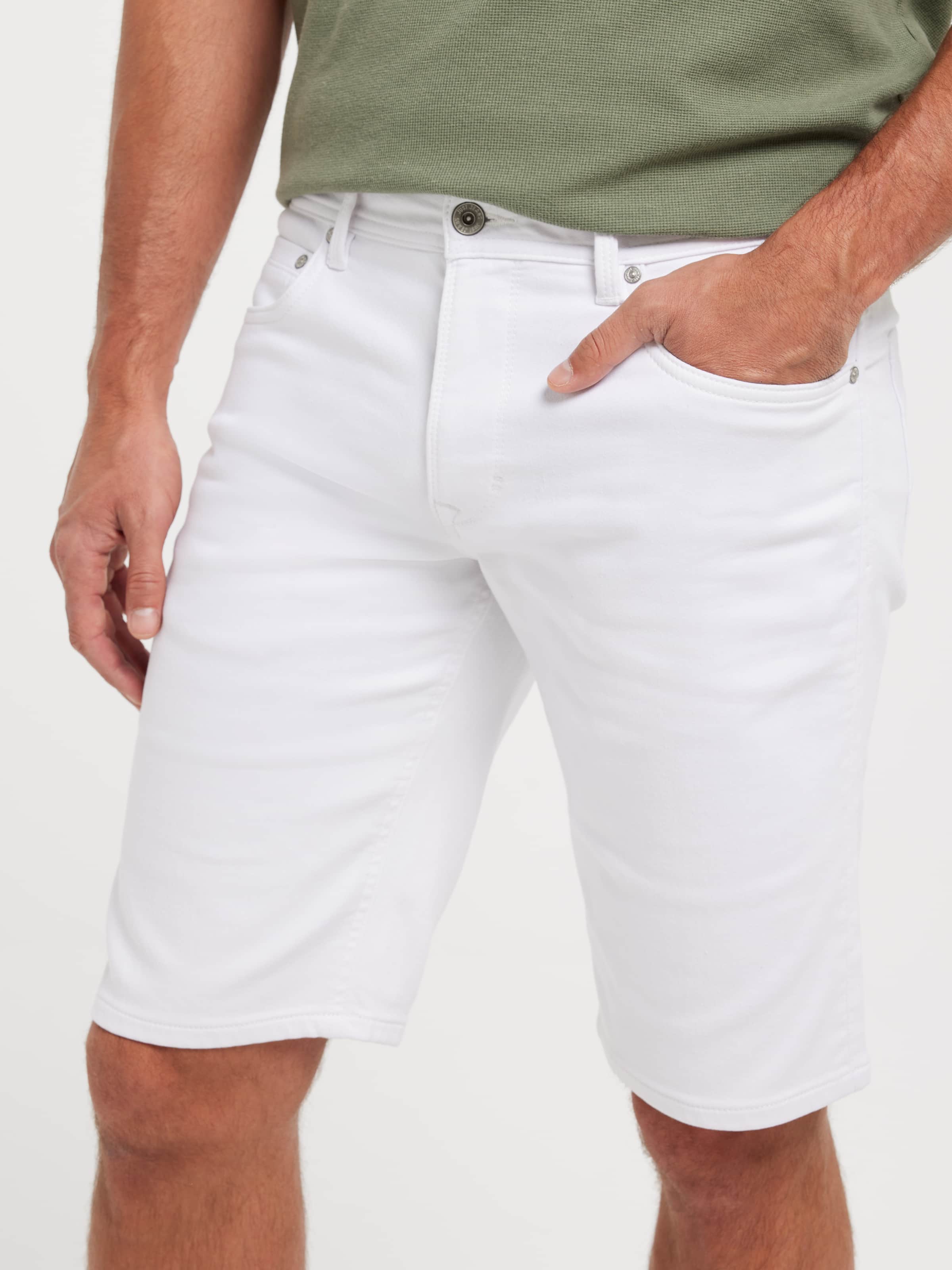 Mega Flex Regular Short