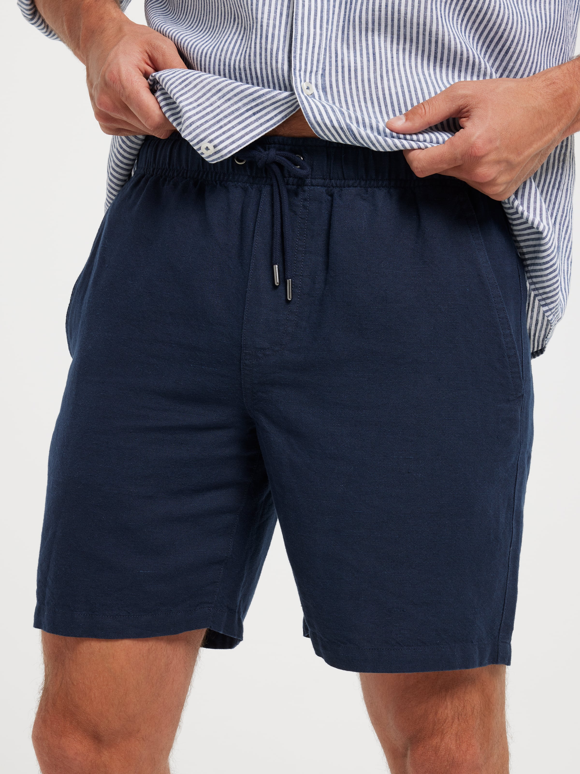 Linen Blend Drawcord Short