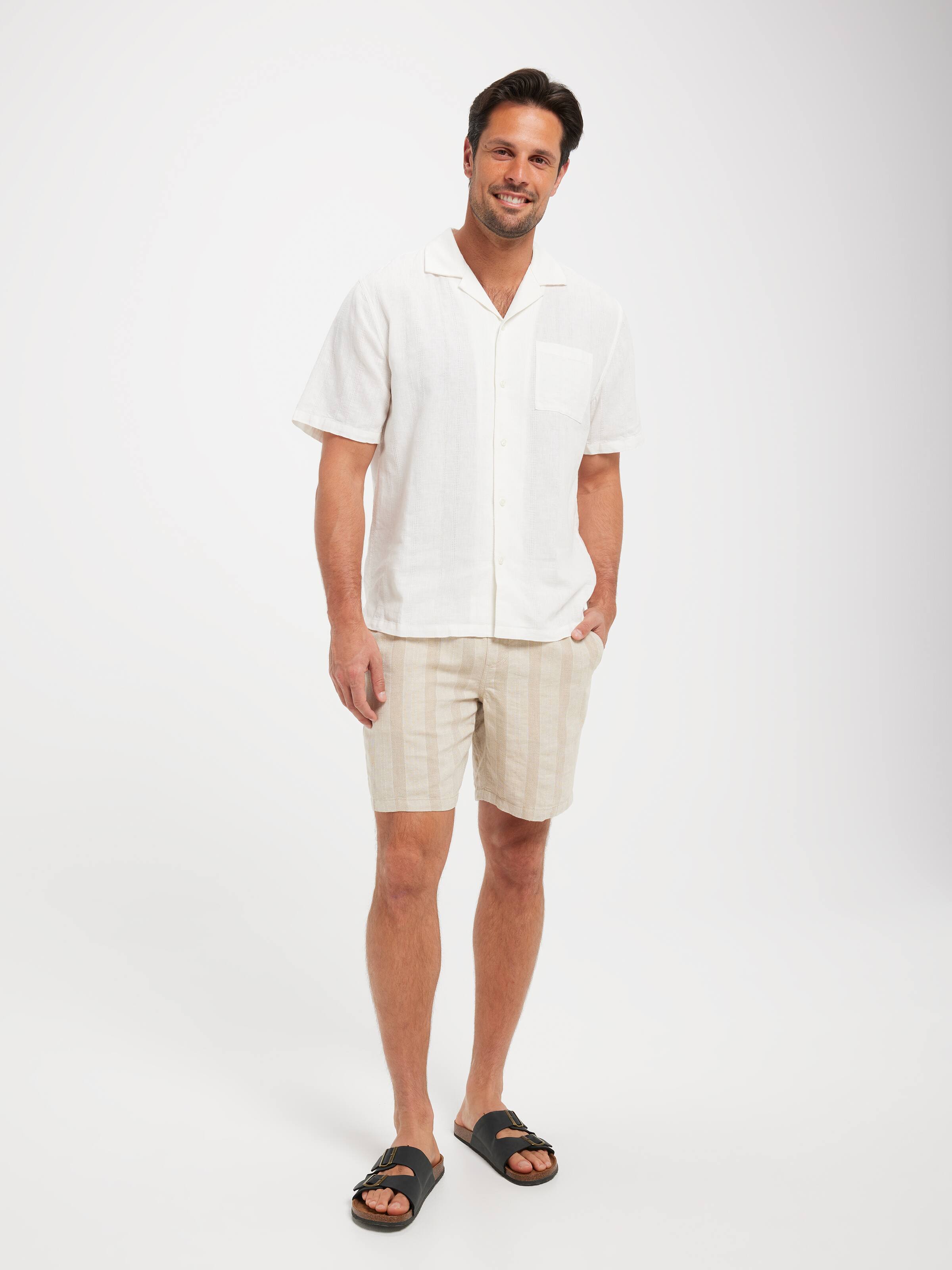 Linen Blend Drawcord Short