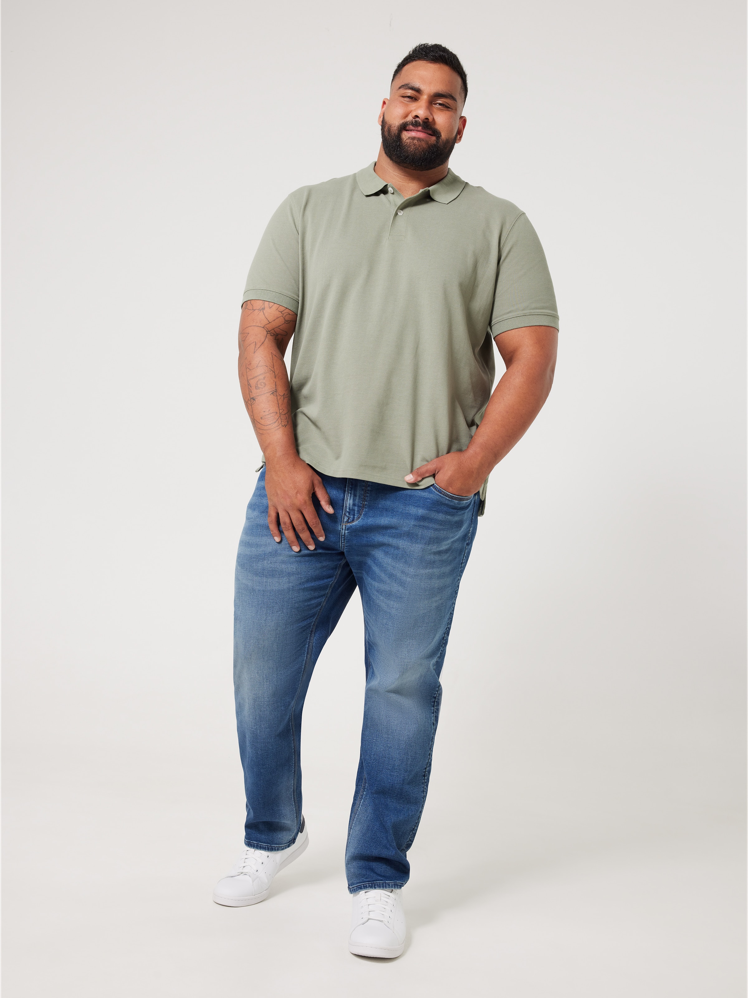 Extended Mega Flex Regular Tapered Jean