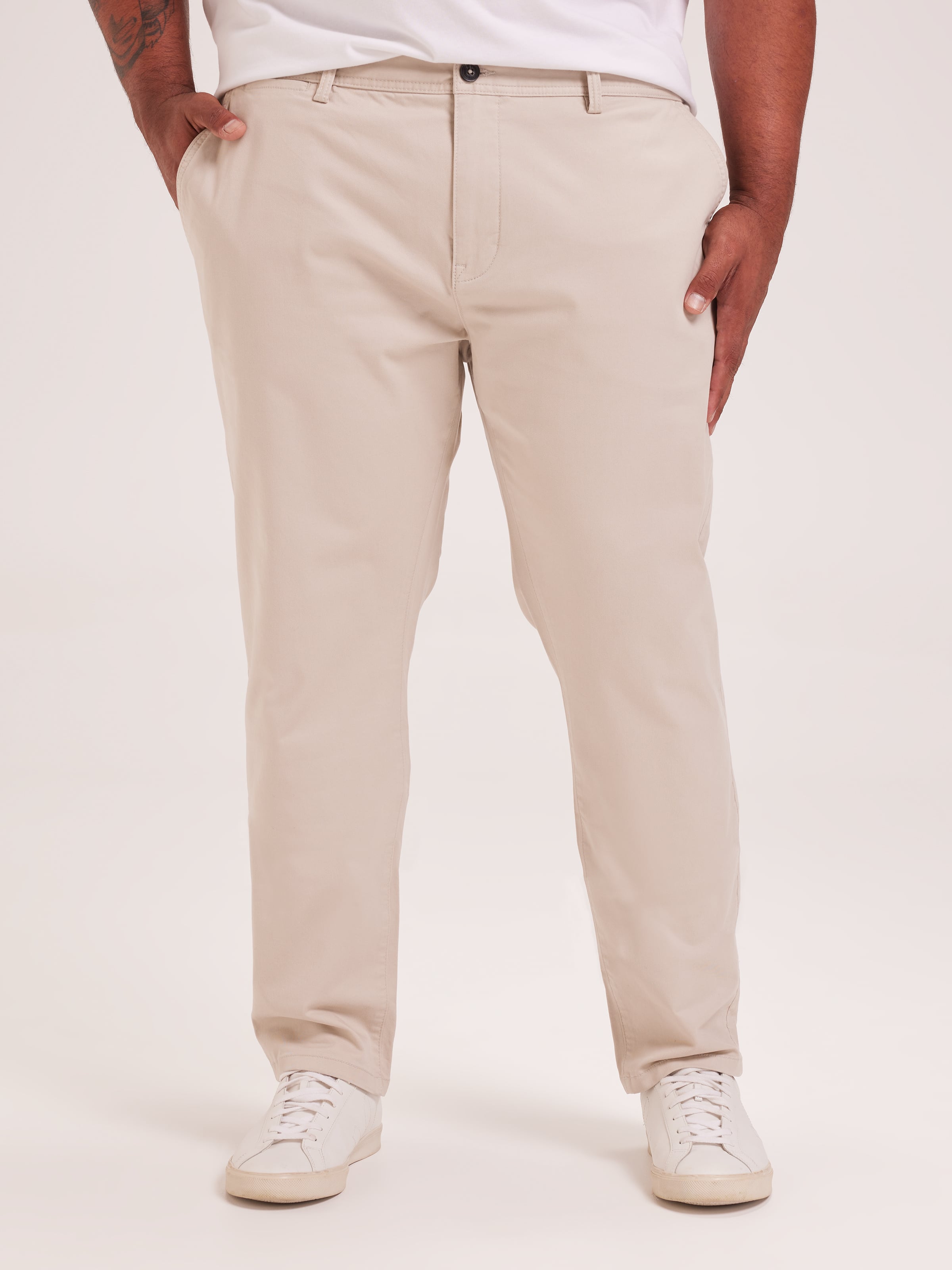 Extended Slant Pocket Slim Straight Jean