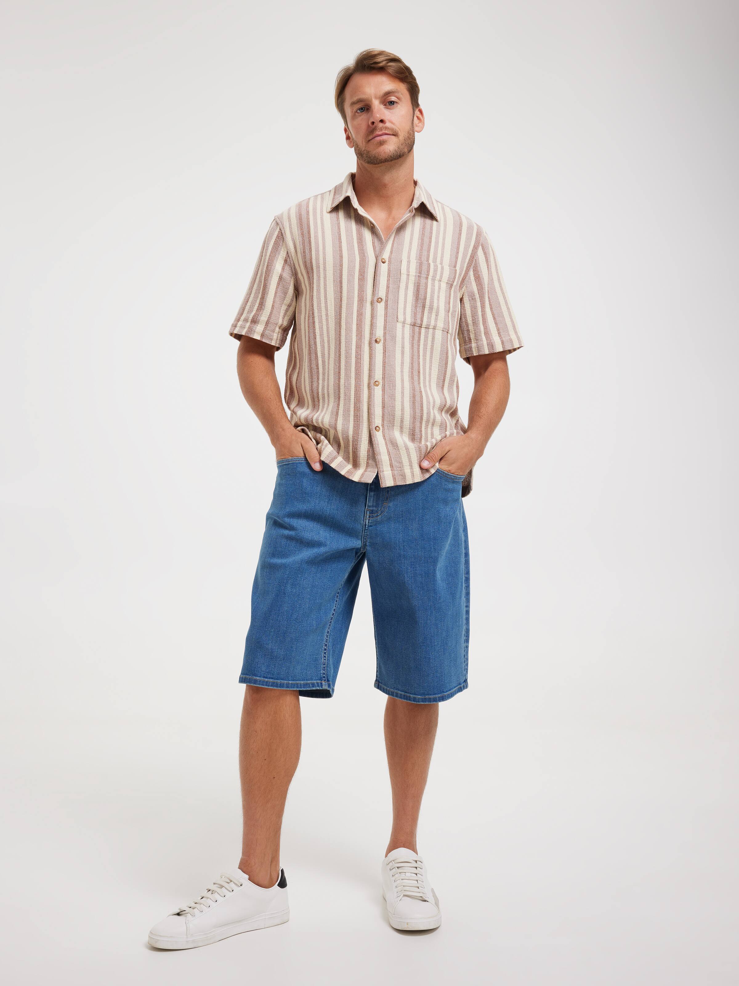 Power Stretch Relaxed Short