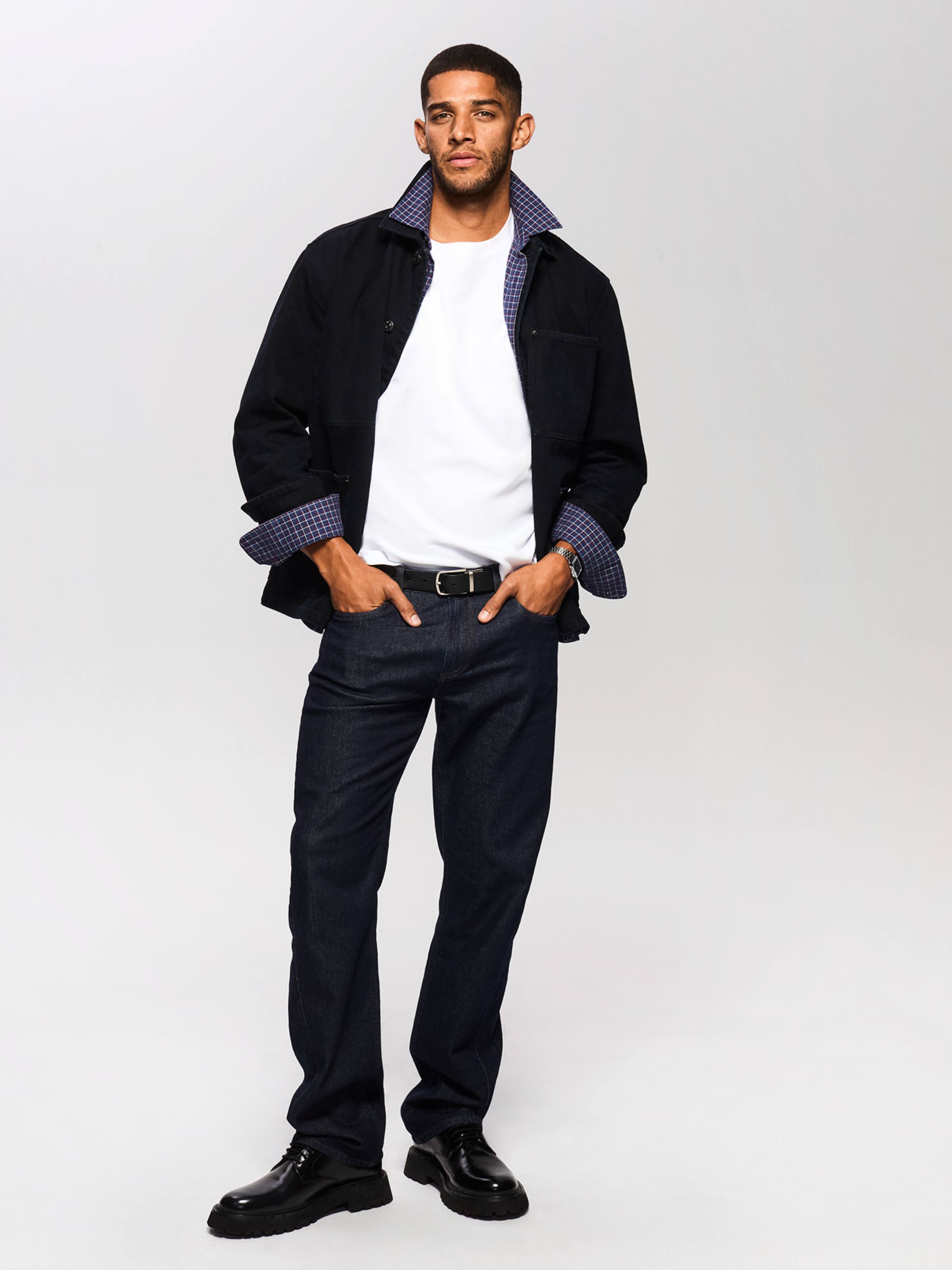Ultra Soft Relaxed Straight Jean