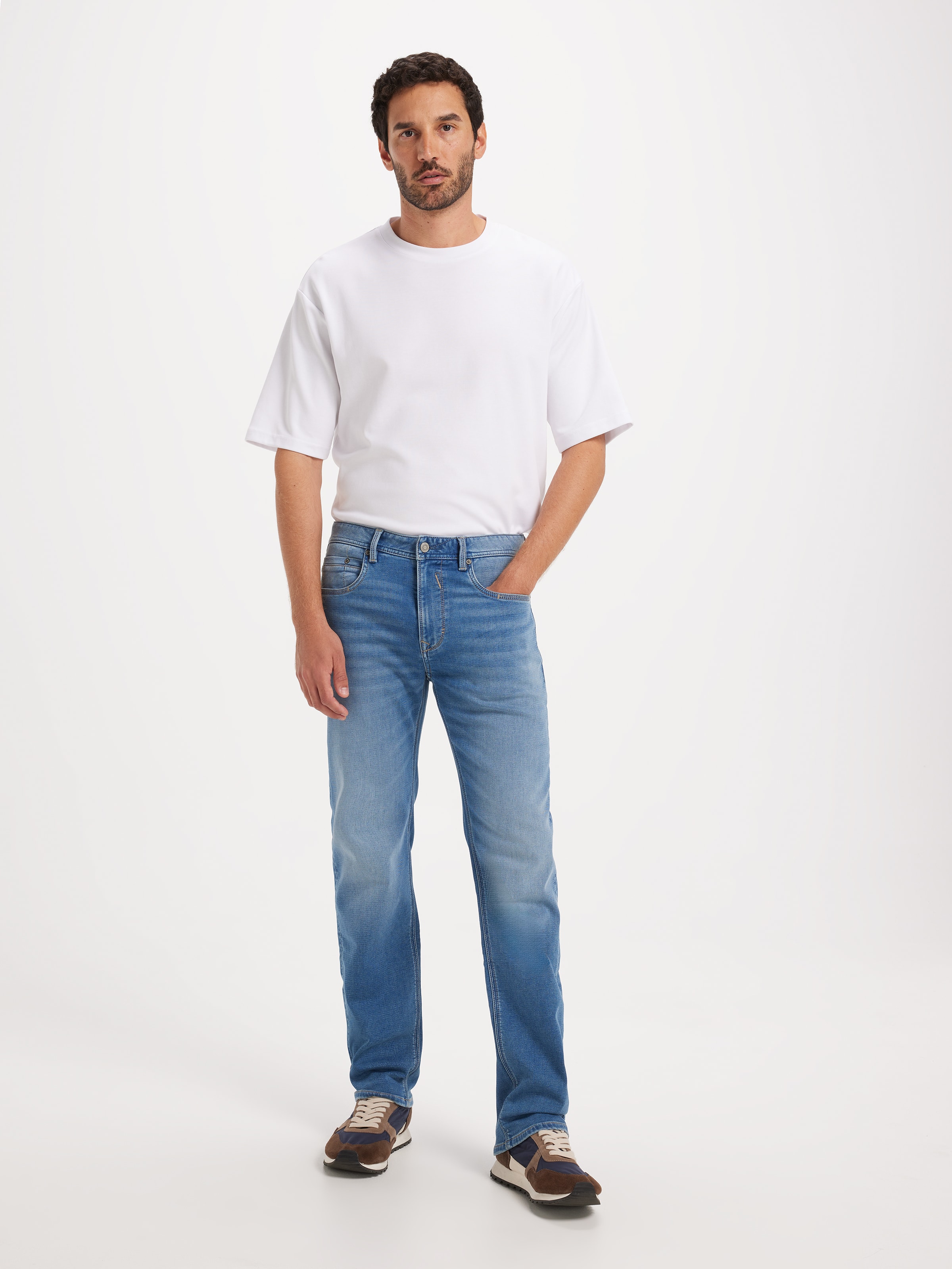 Mega Flex Regular Tapered Jean