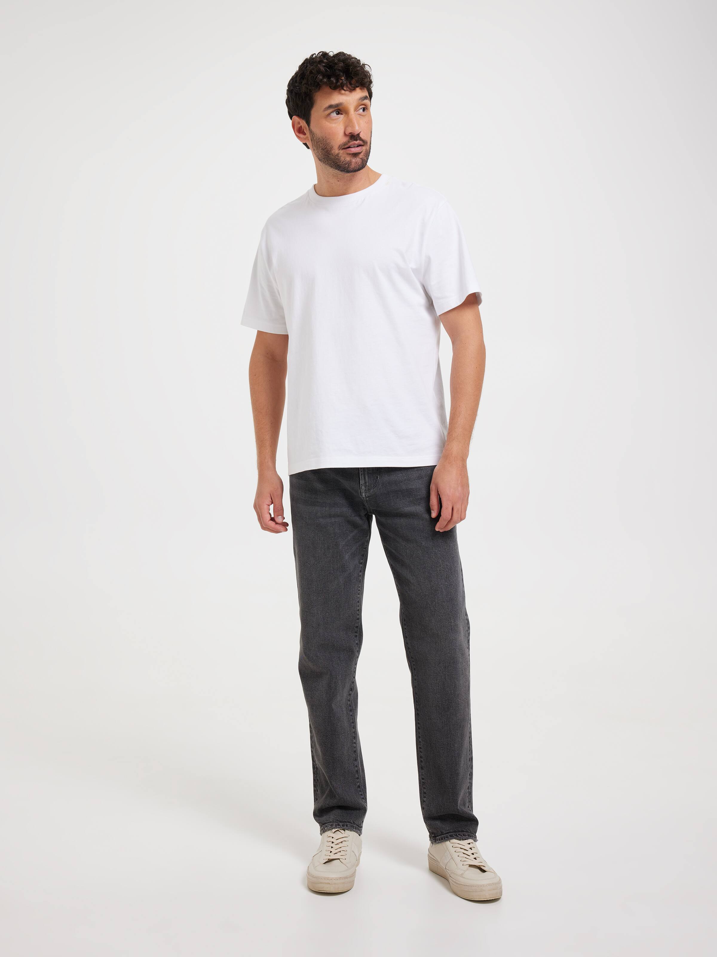 Ultra Soft Relaxed Tapered Leg