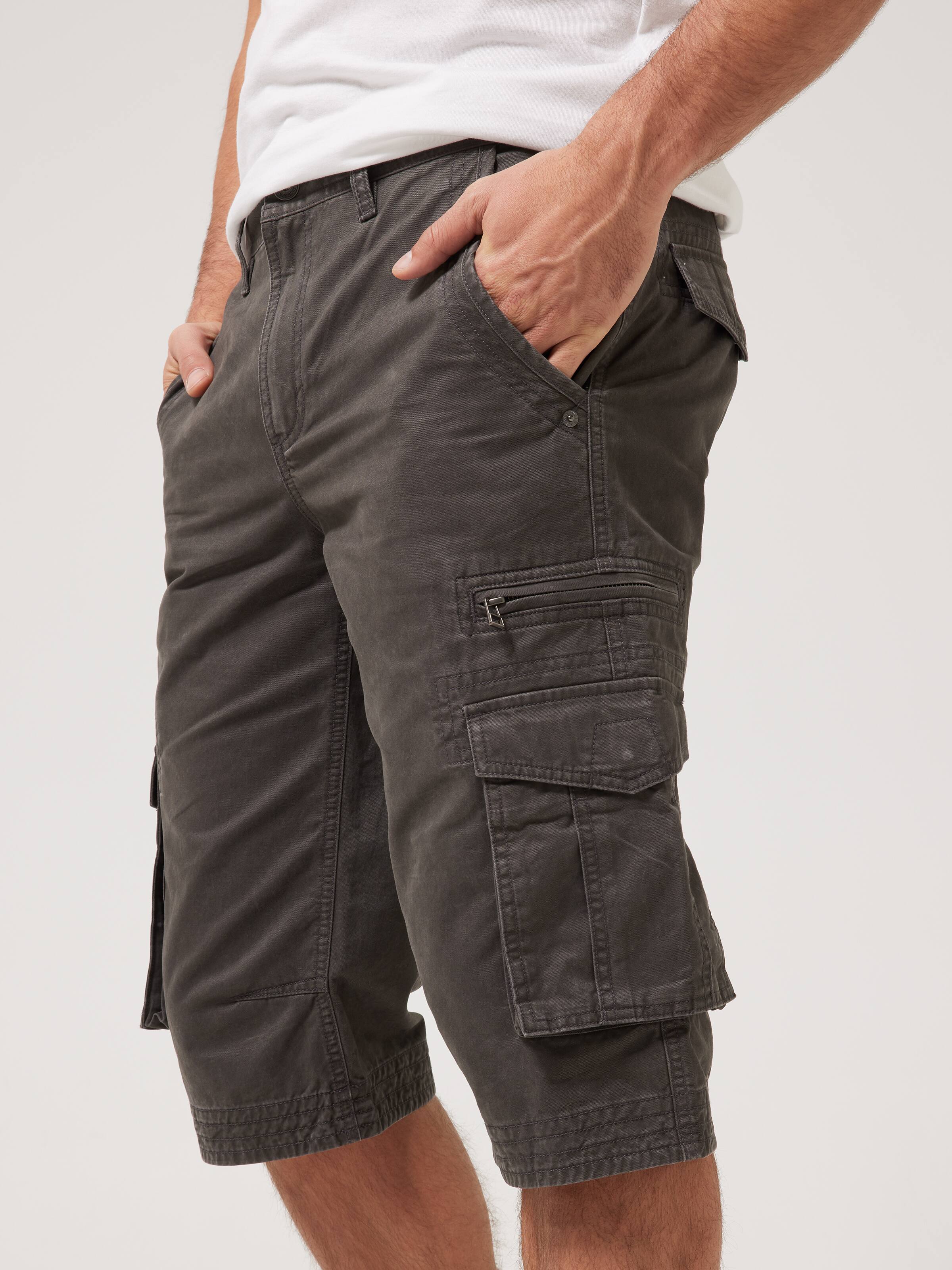 9 Pocket Utility Long Cargo Short