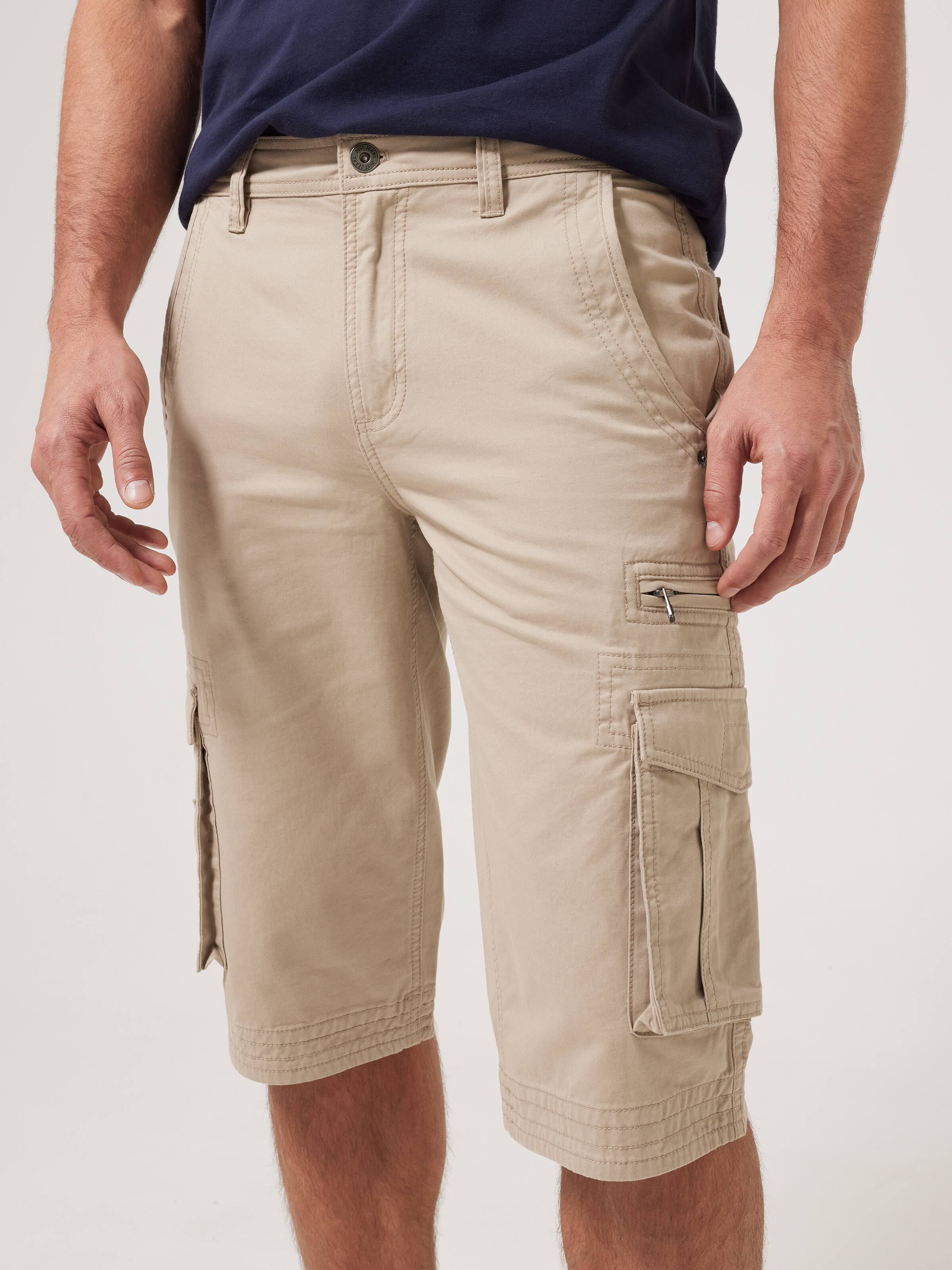 9 Pocket Utility Long Cargo Short
