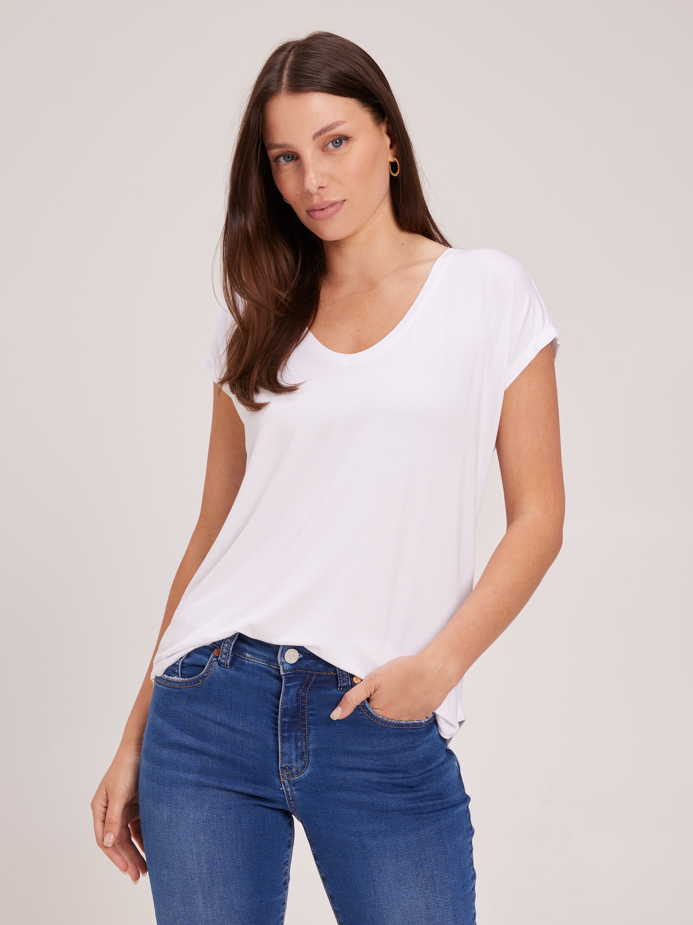 Short Sleeve Luxe T-shirt  Clothes for women, Jumpers for women, Womens  tops