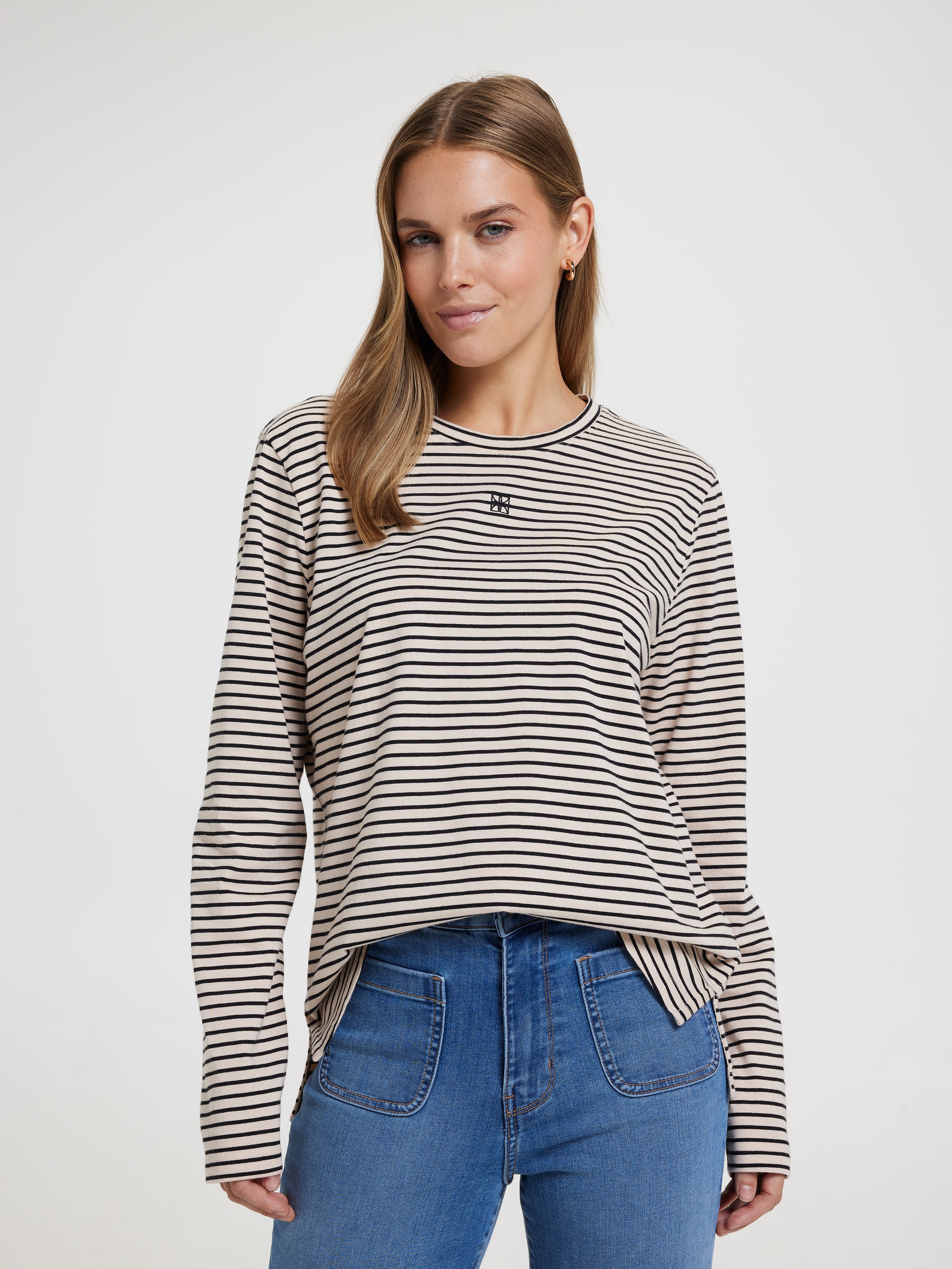 Tatam Long Sleeve Logo Text Tee