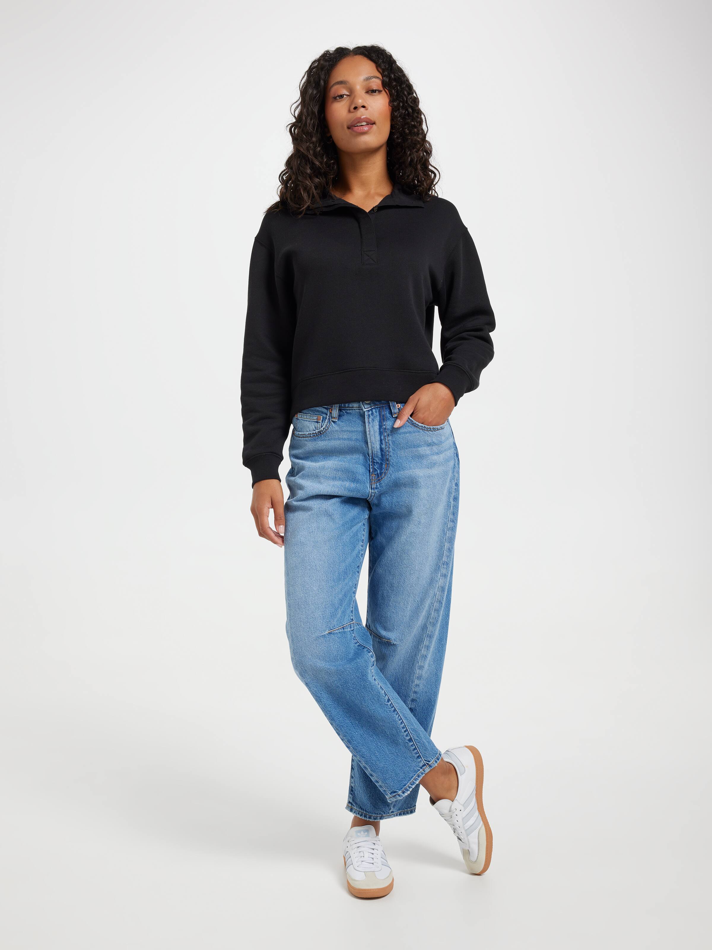 Phoebe Button Sweat