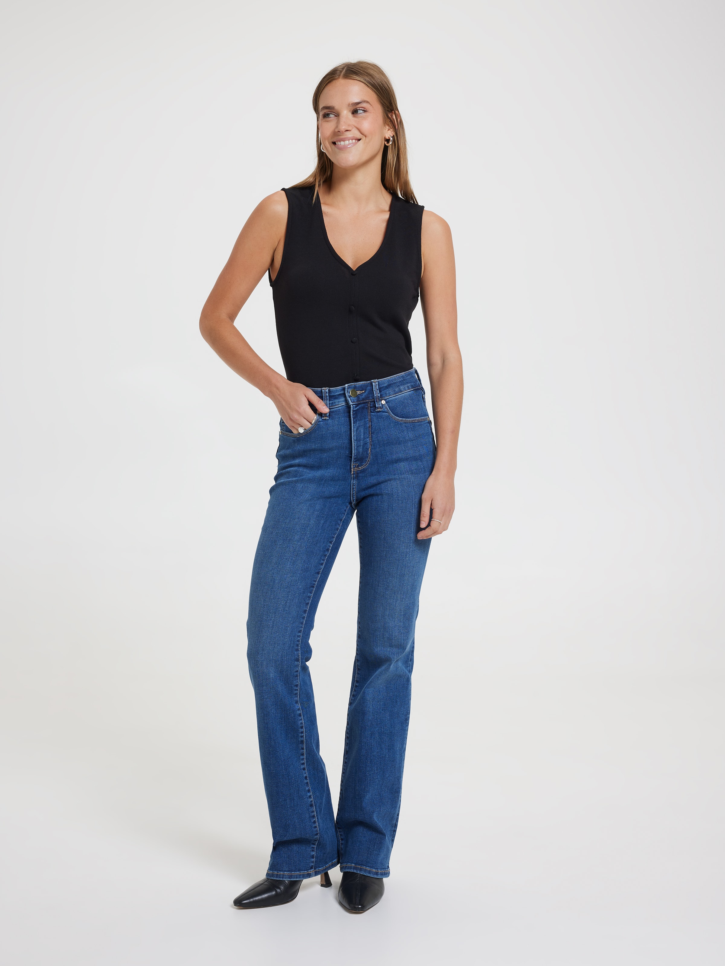 Kiara V-Neck Tank