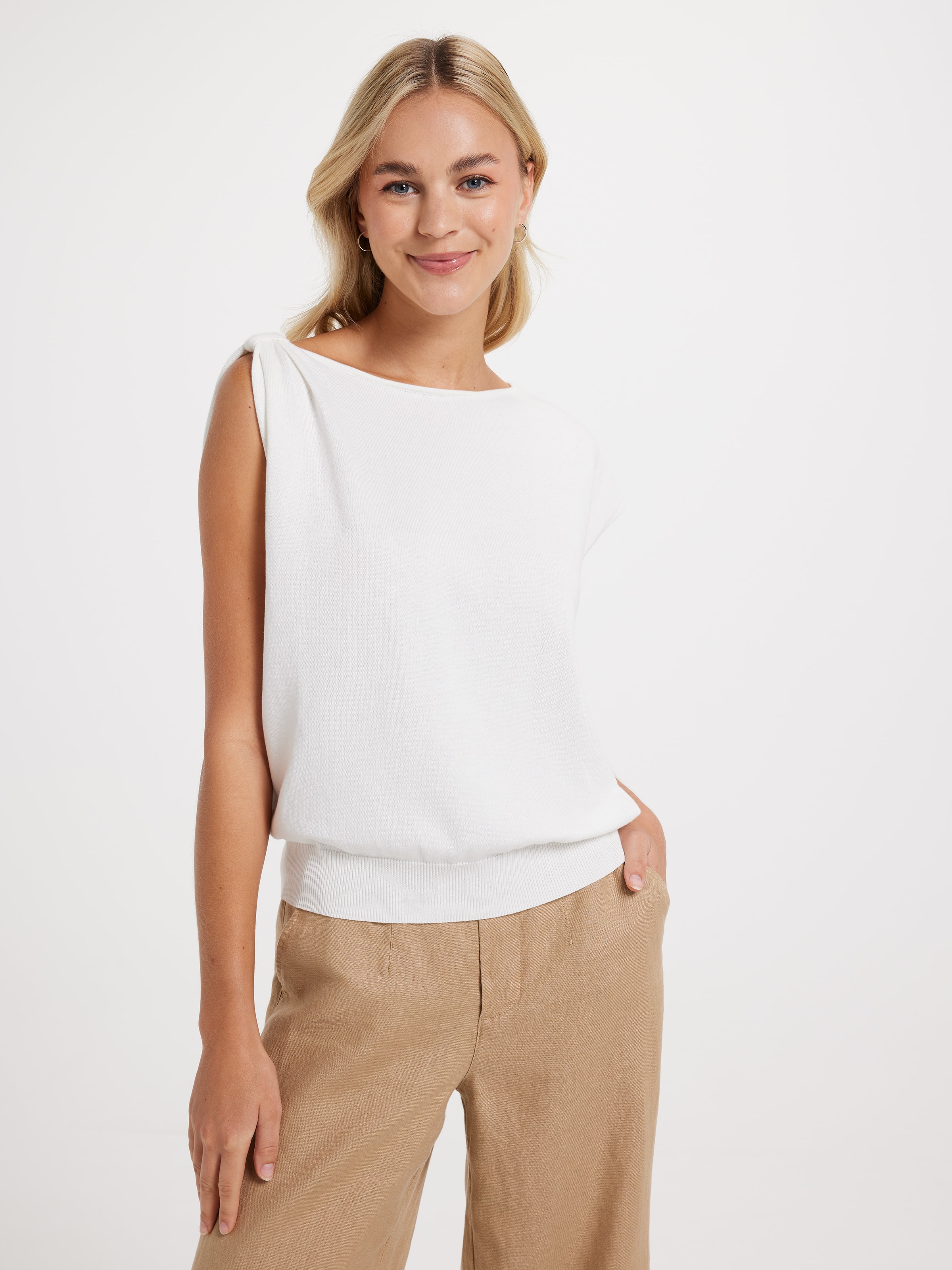 Olivia Knot Detail Knit