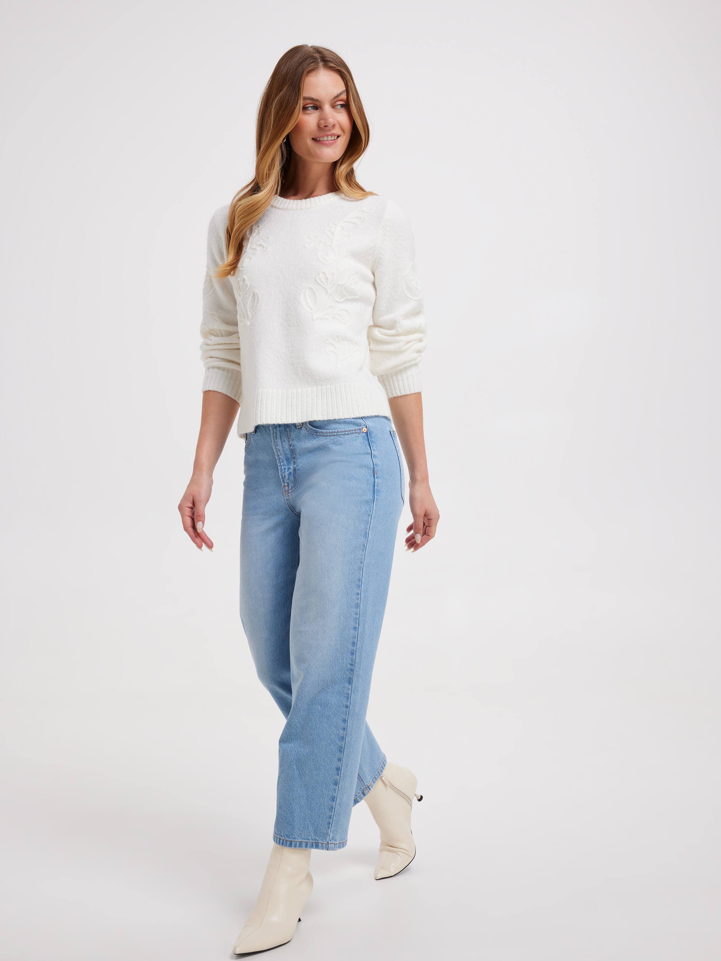 Annabelle Flower Embroidery Pullover