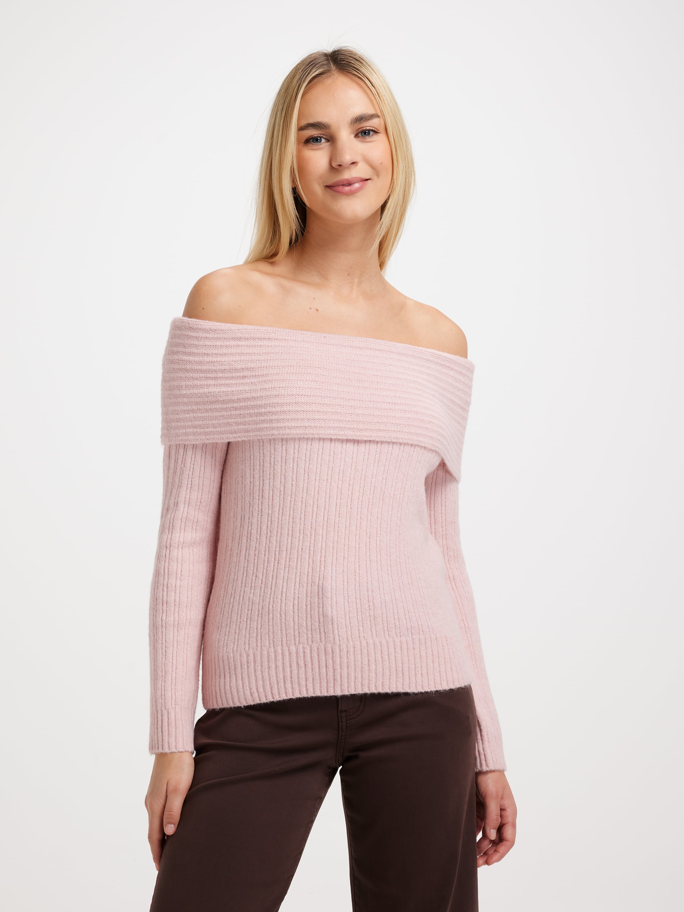 Bree Off Shoulder Pullover