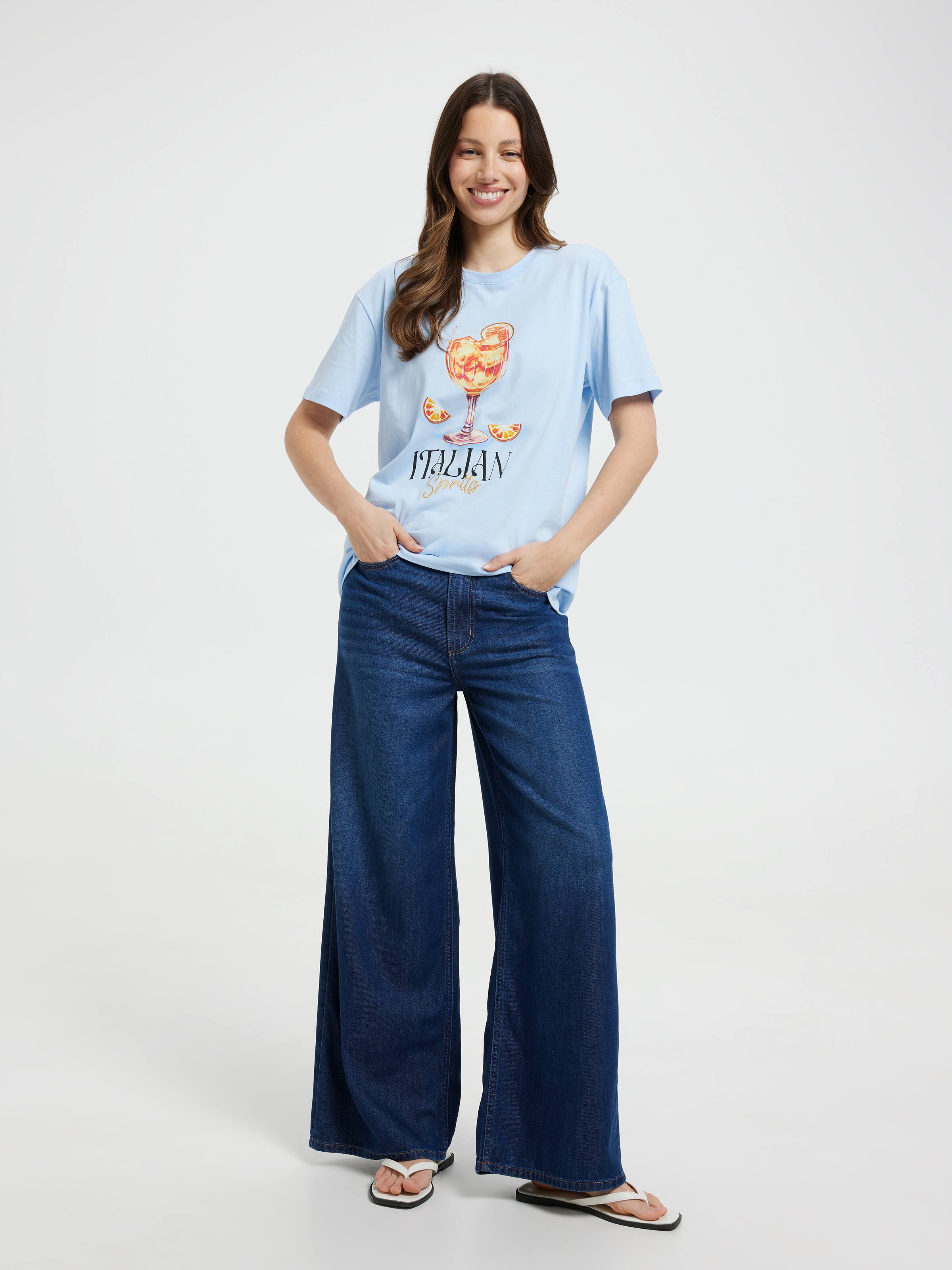 Antonia Oversized Graphic Tee