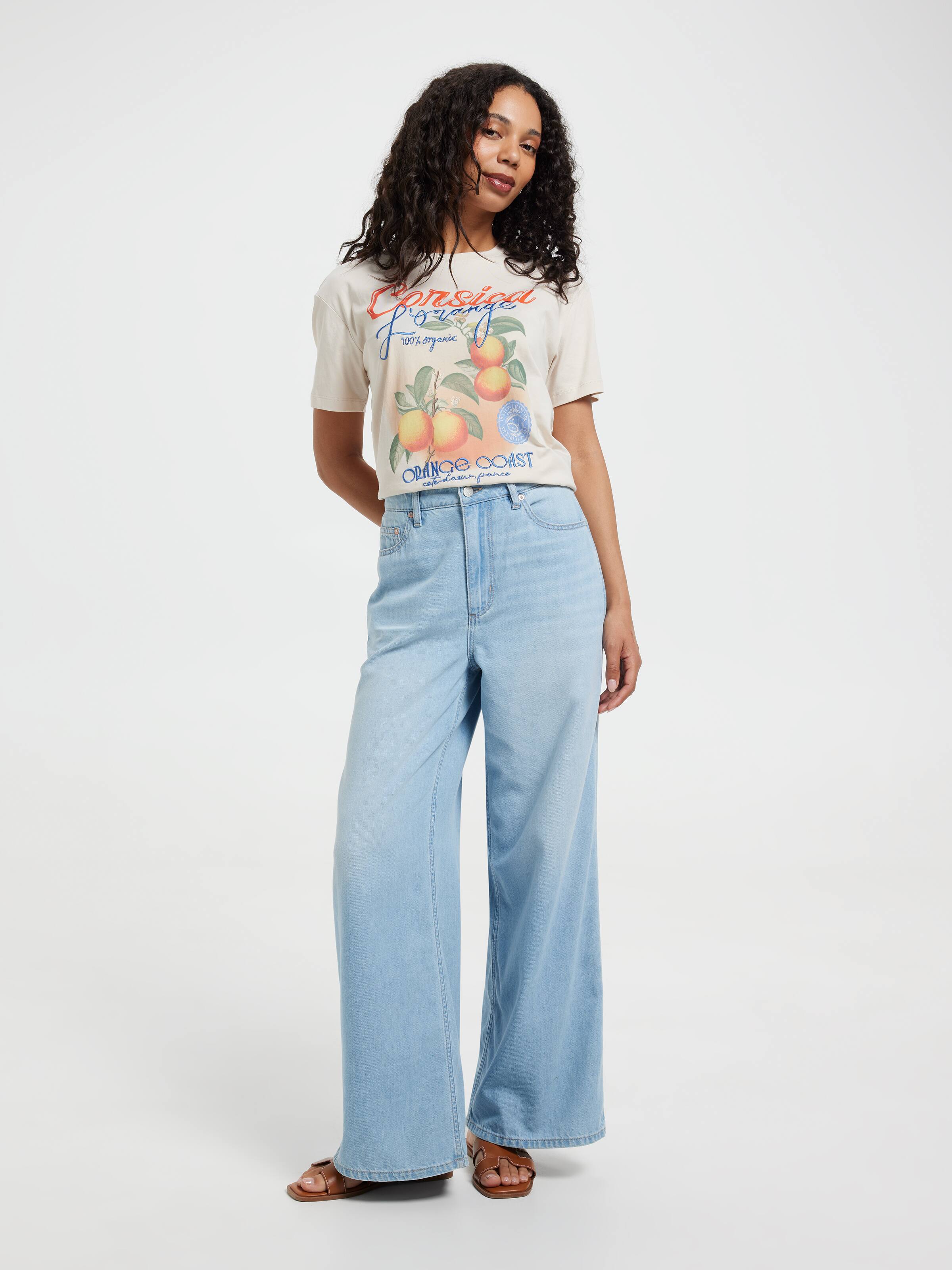 Antonia Oversized Graphic Tee