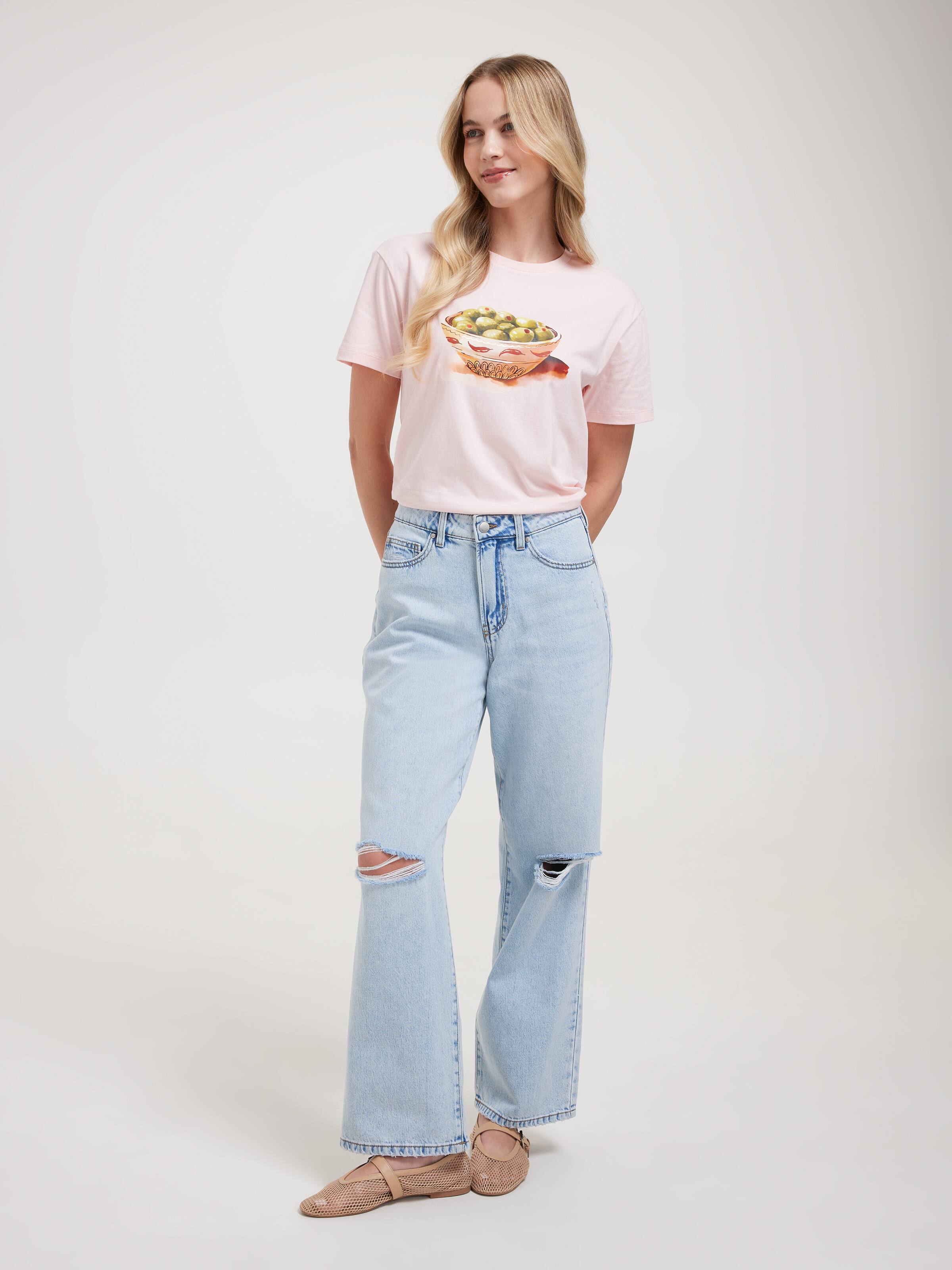 Antonia Oversized Graphic Tee