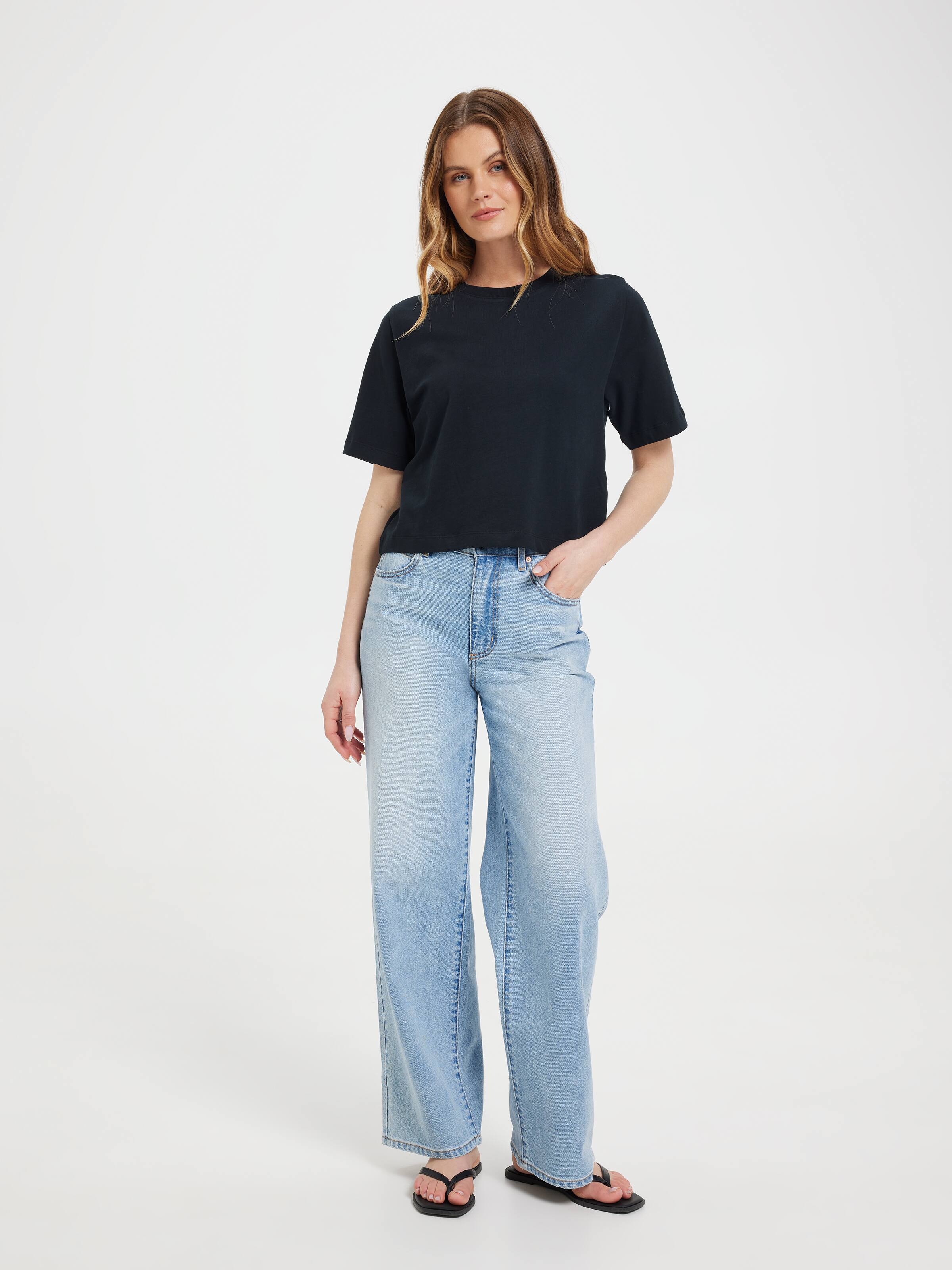 Boxy Crop Tee
