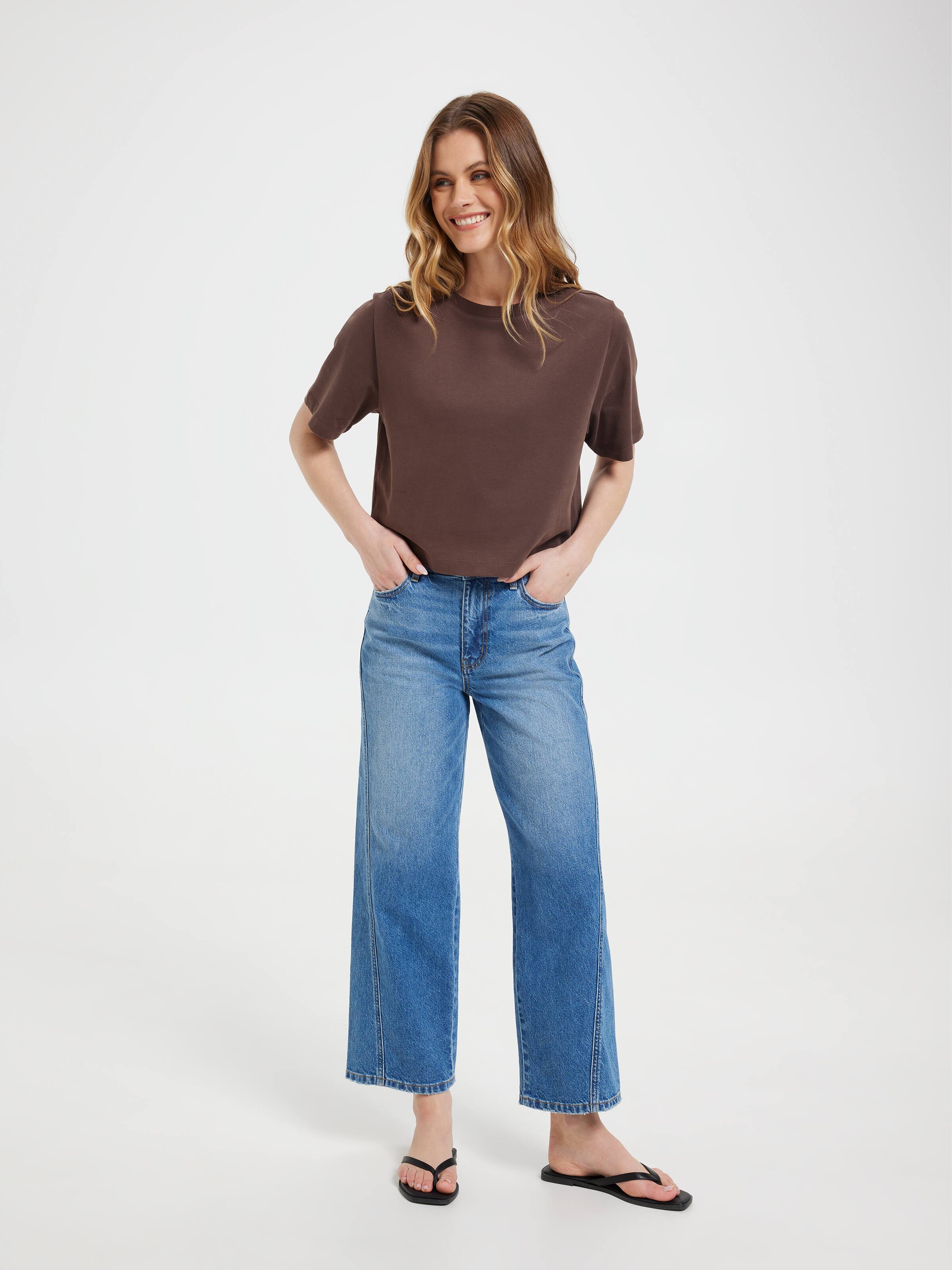 Boxy Crop Tee