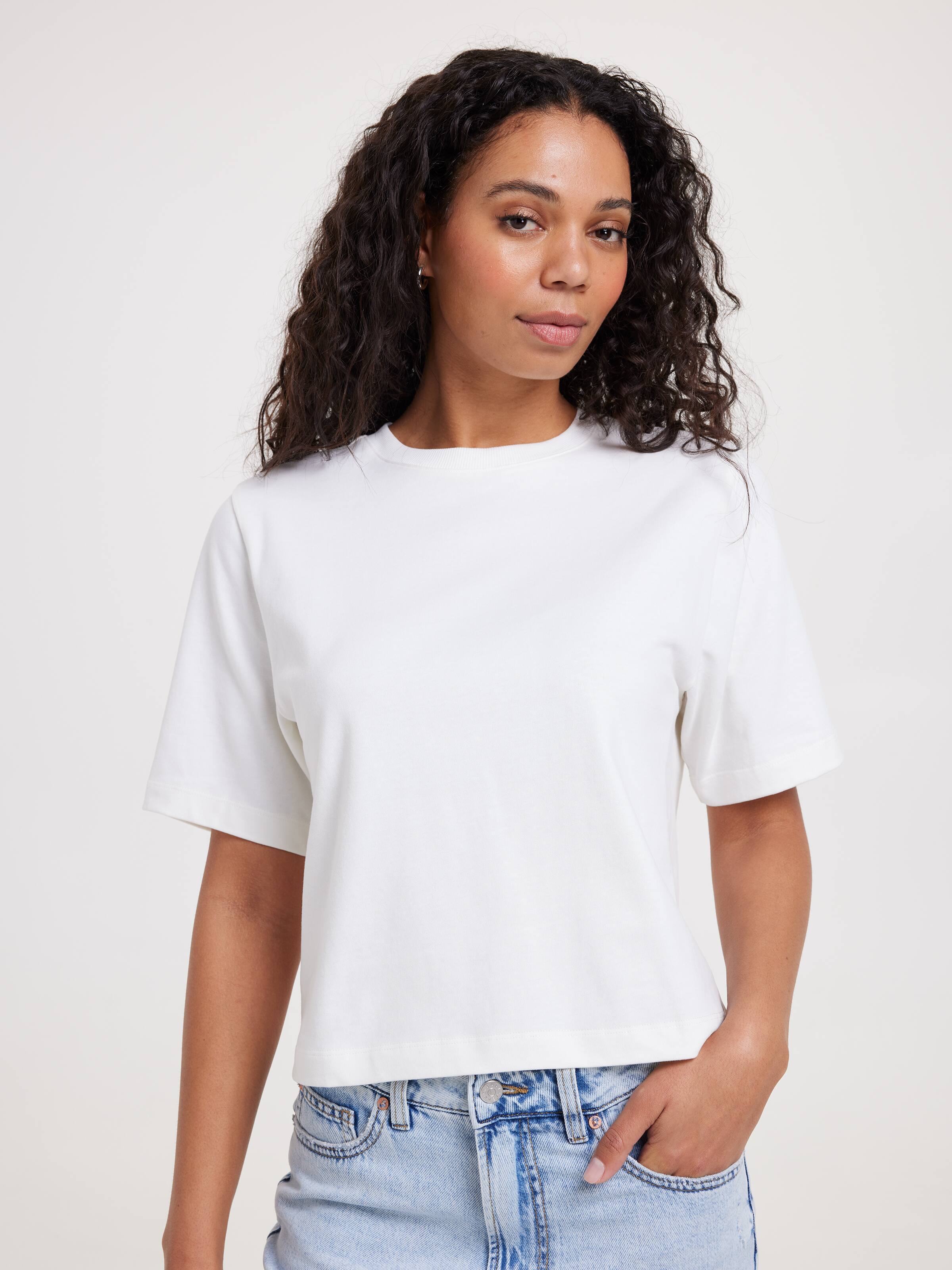 Boxy Crop Tee