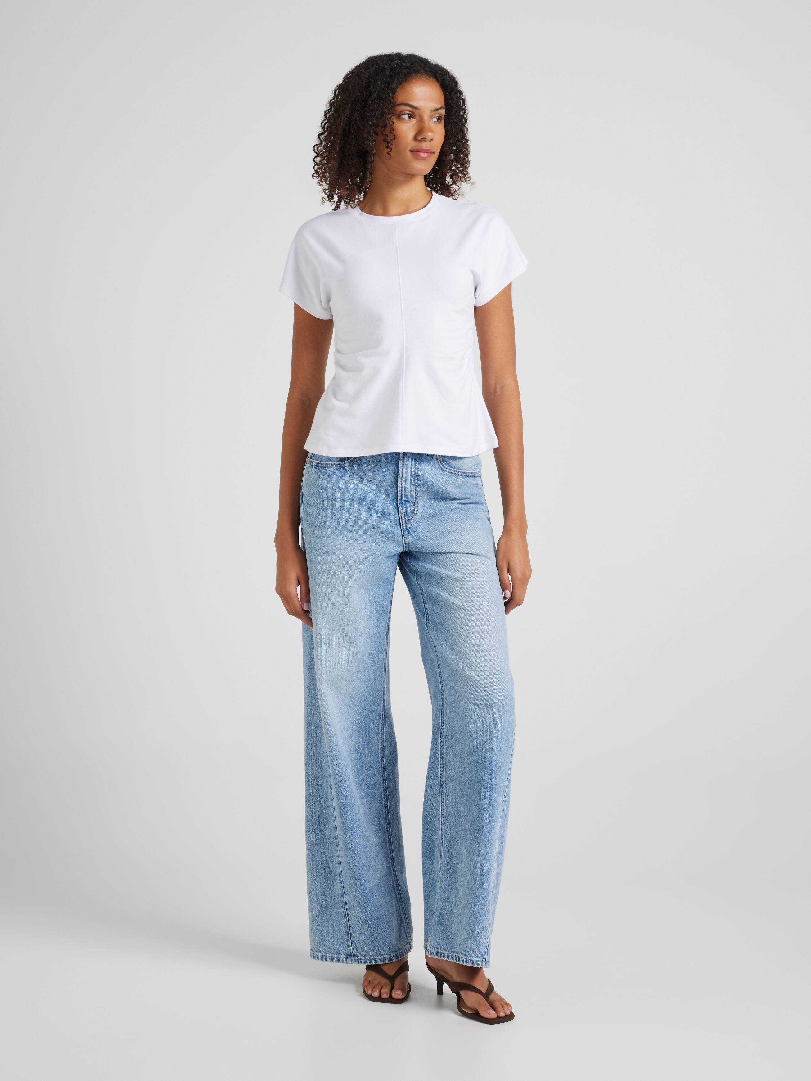 Aria Cinched Tee