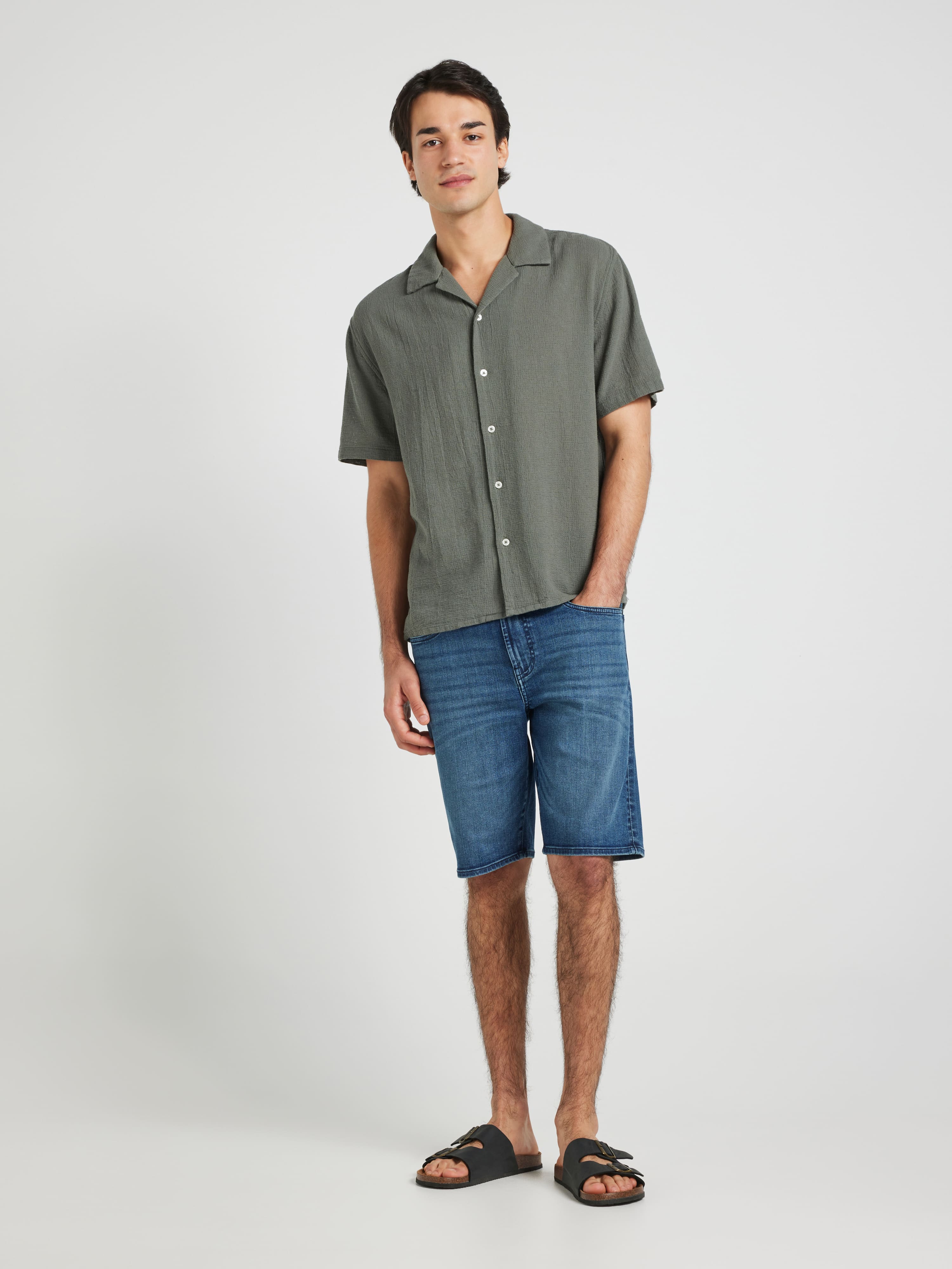 Relaxed Textured Shirt