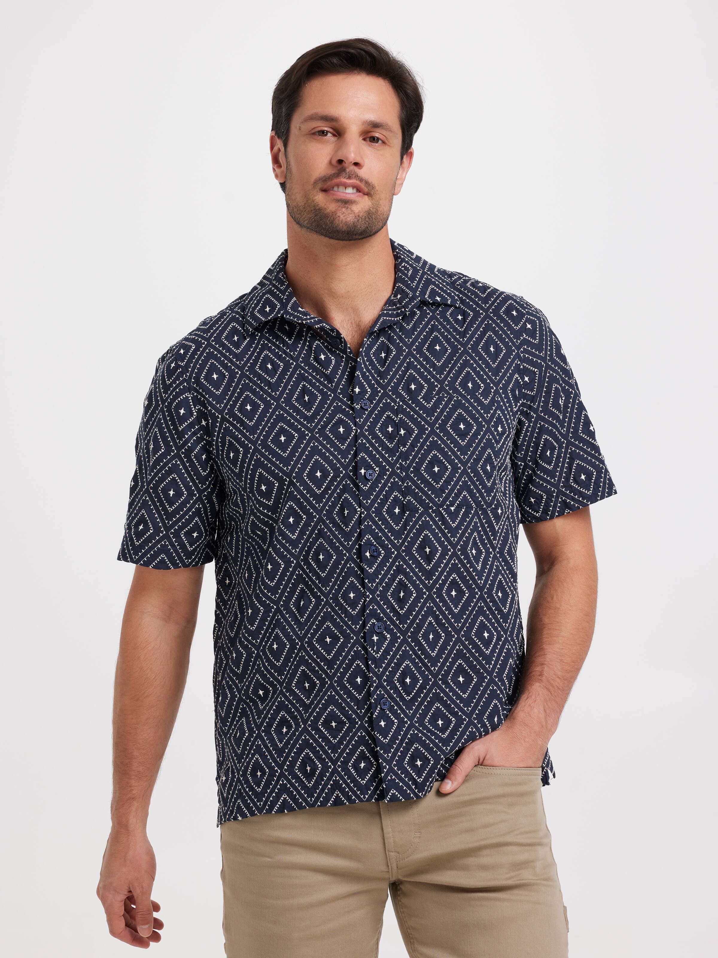 Short Sleeve Boxy Geo Dobby