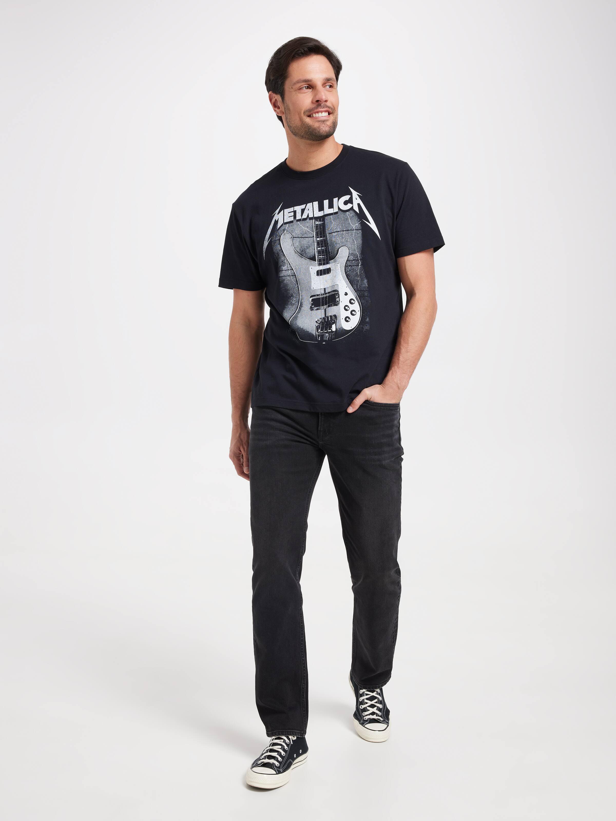 Short Sleeve License Metallica Tee