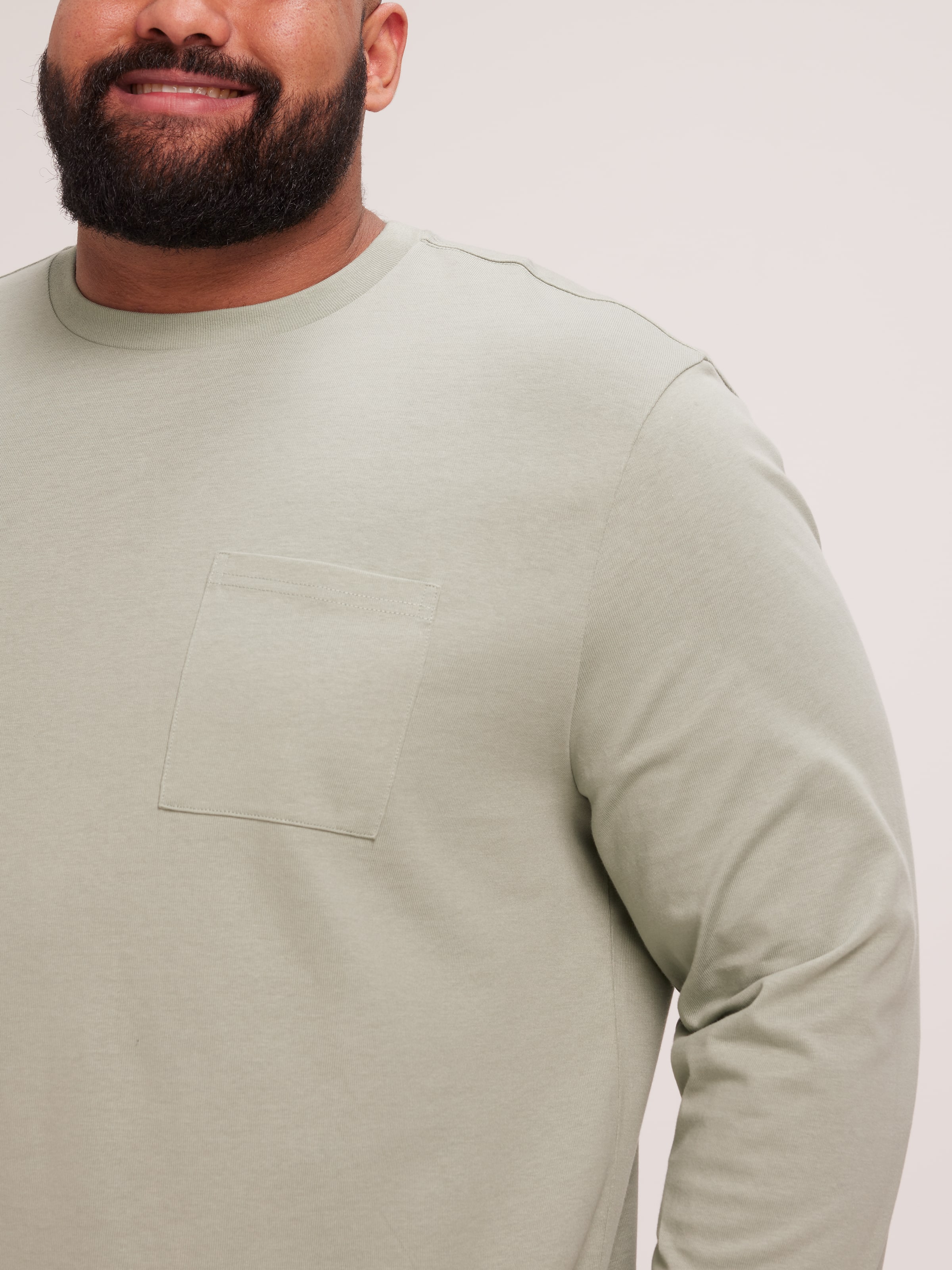 Extended Long Sleeve Casual Fit Tee